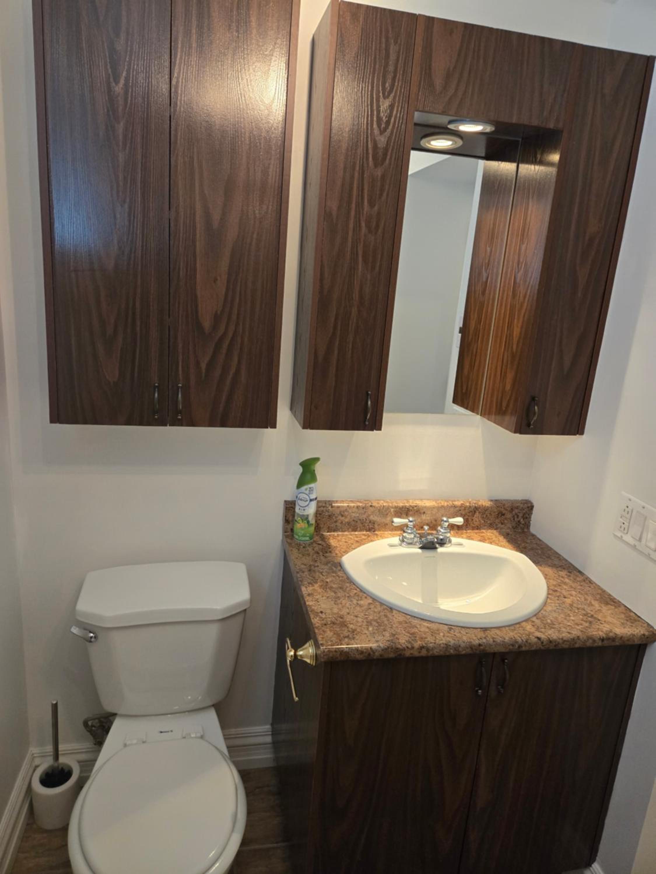 Queen Room photo 1