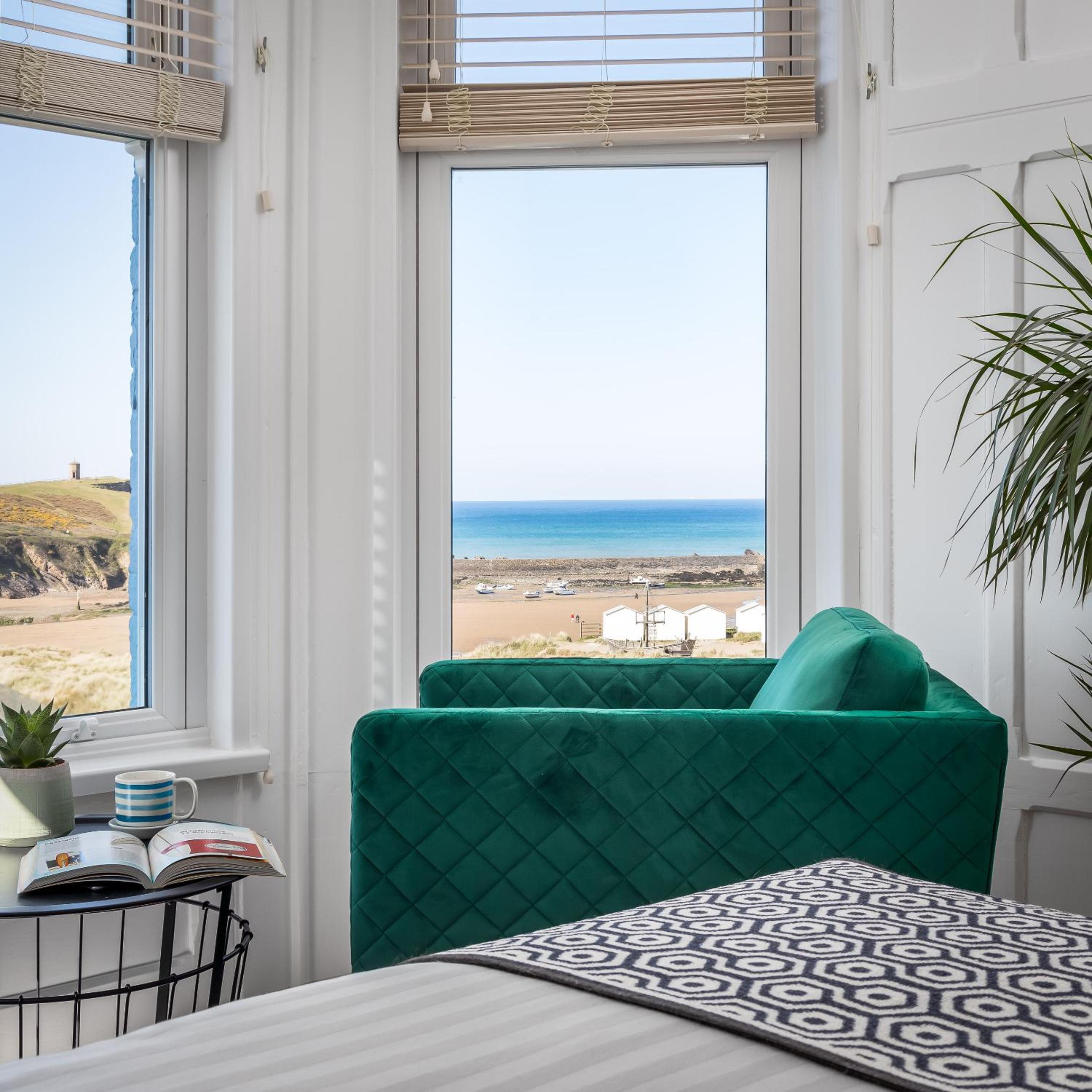 Sea View Double Twin En-suite photo 2