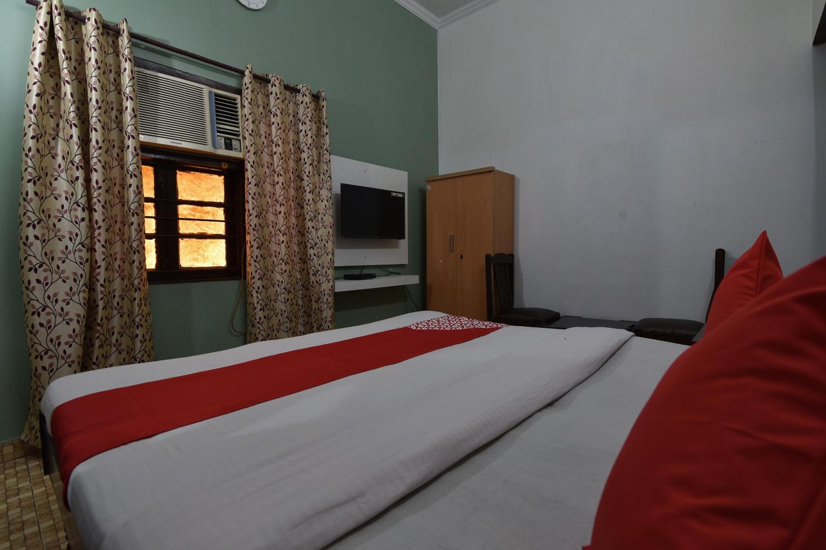 Classic Triple Room
