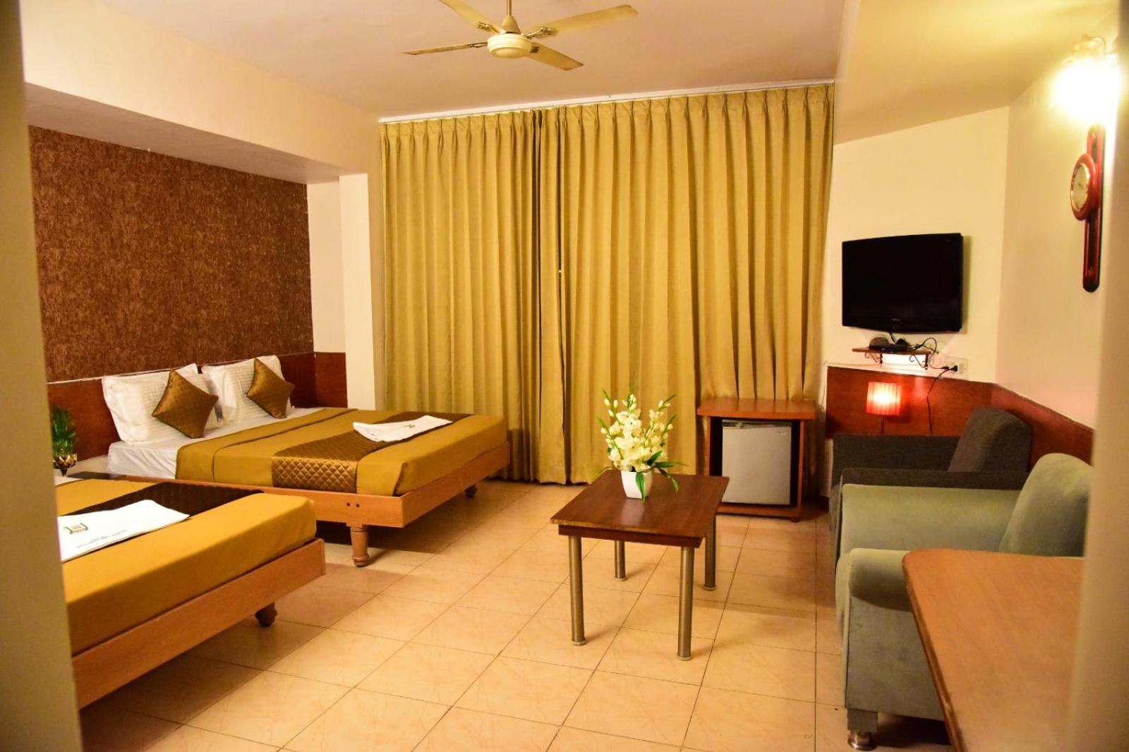 Deluxe Quadruple Room - Photo 3