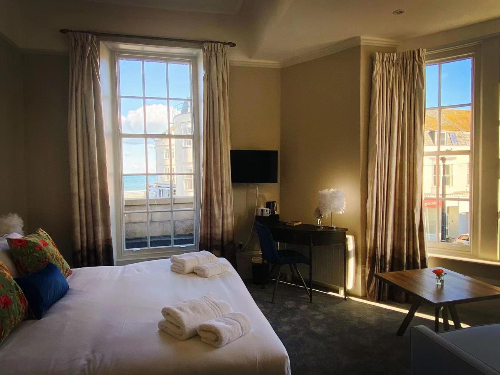 King Suite with Sea View - Photo 9