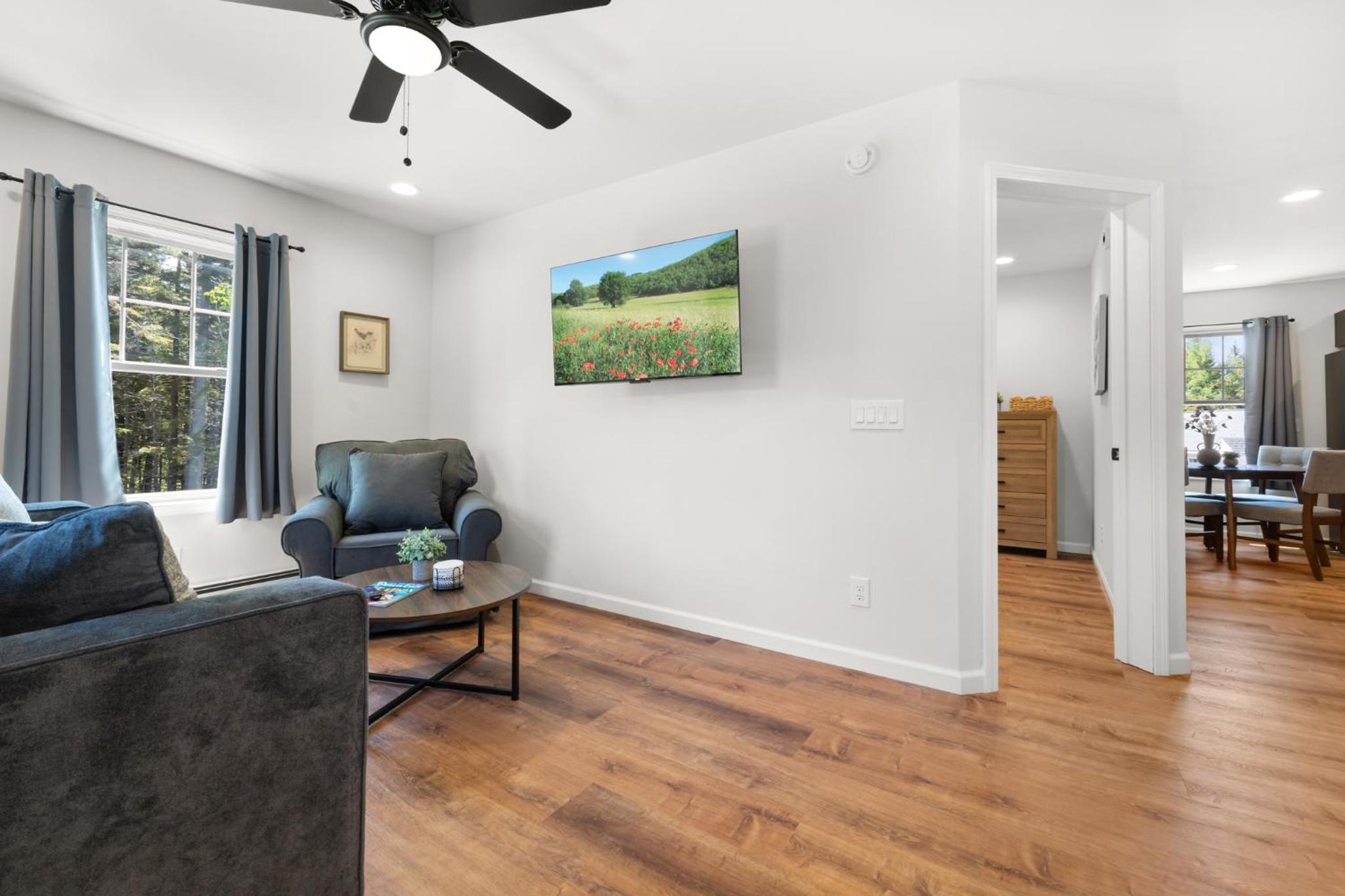 Two-Bedroom House photo 3