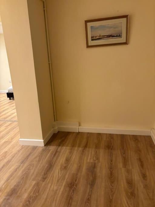Four-Bedroom House photo 2
