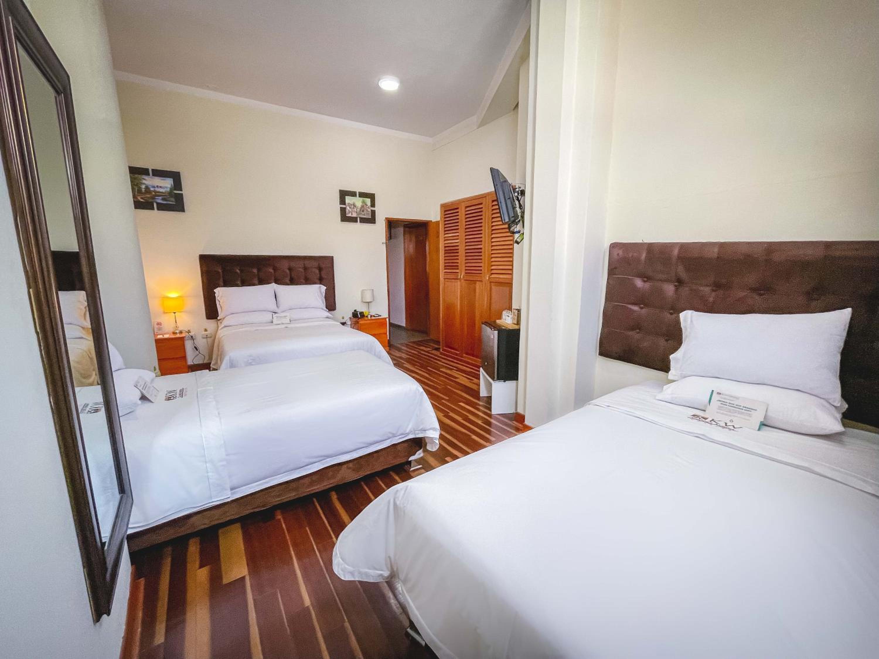 Basic Triple Room photo 1