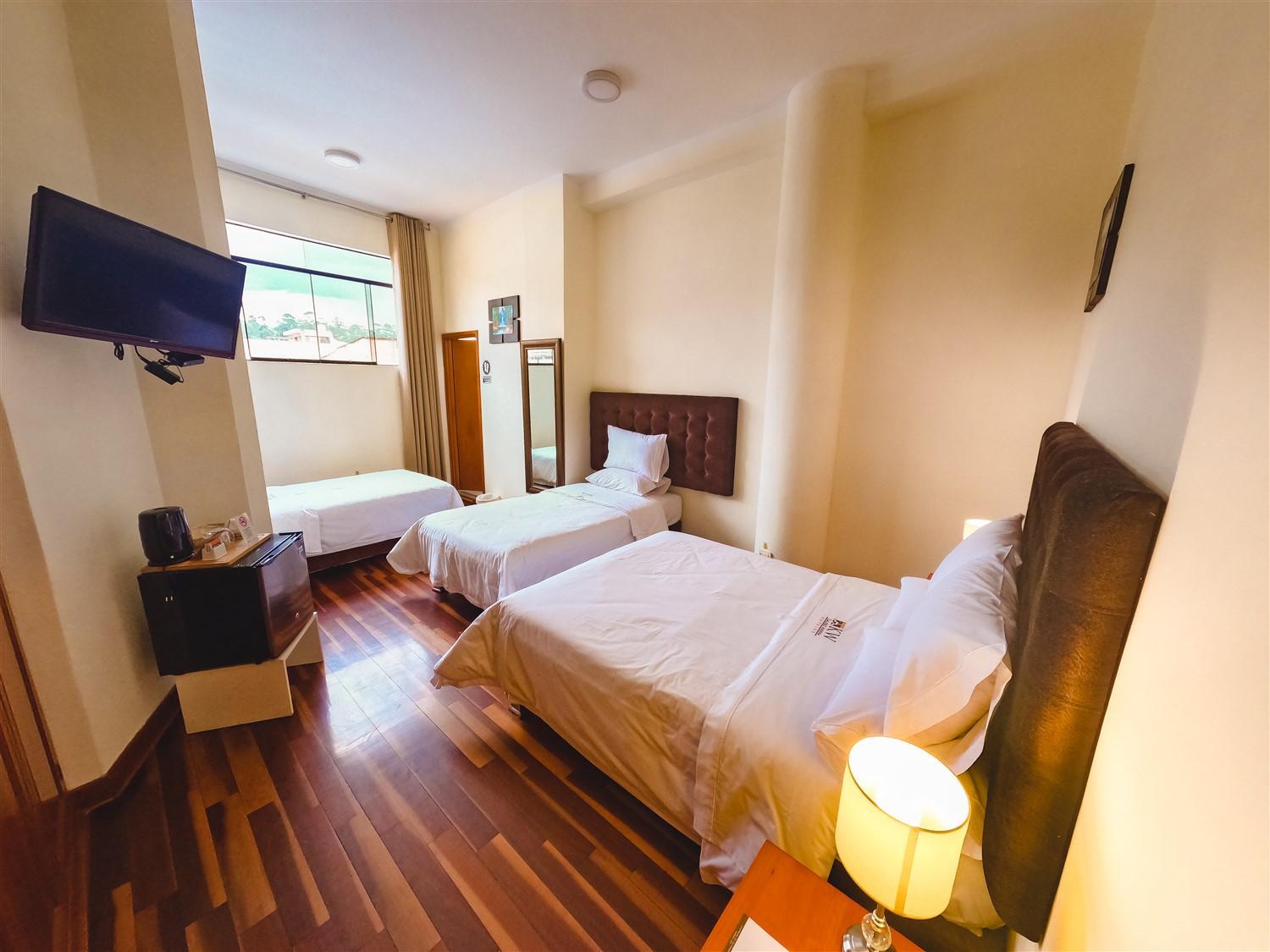 Basic Triple Room photo 3