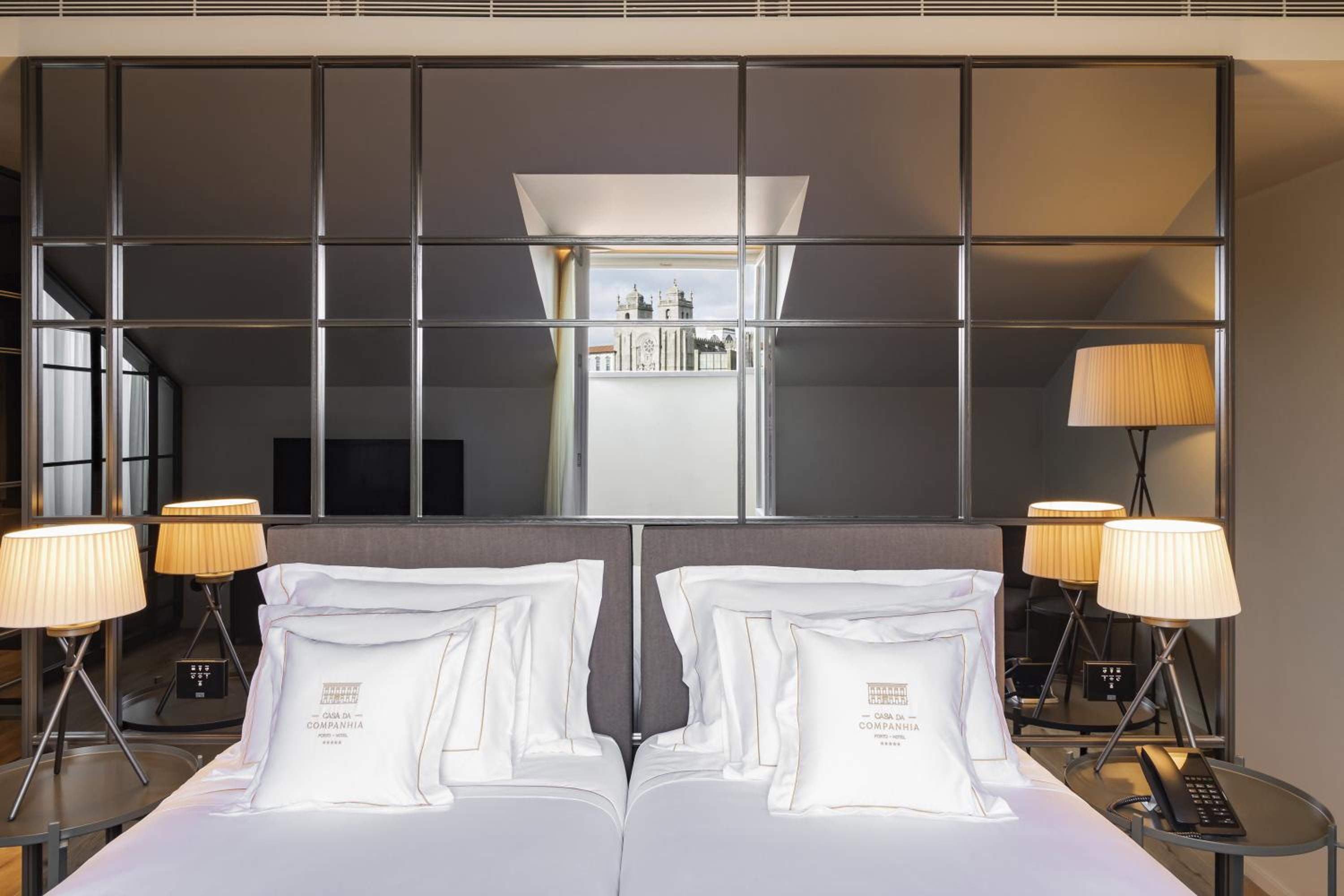 Premium Room - Photo 6