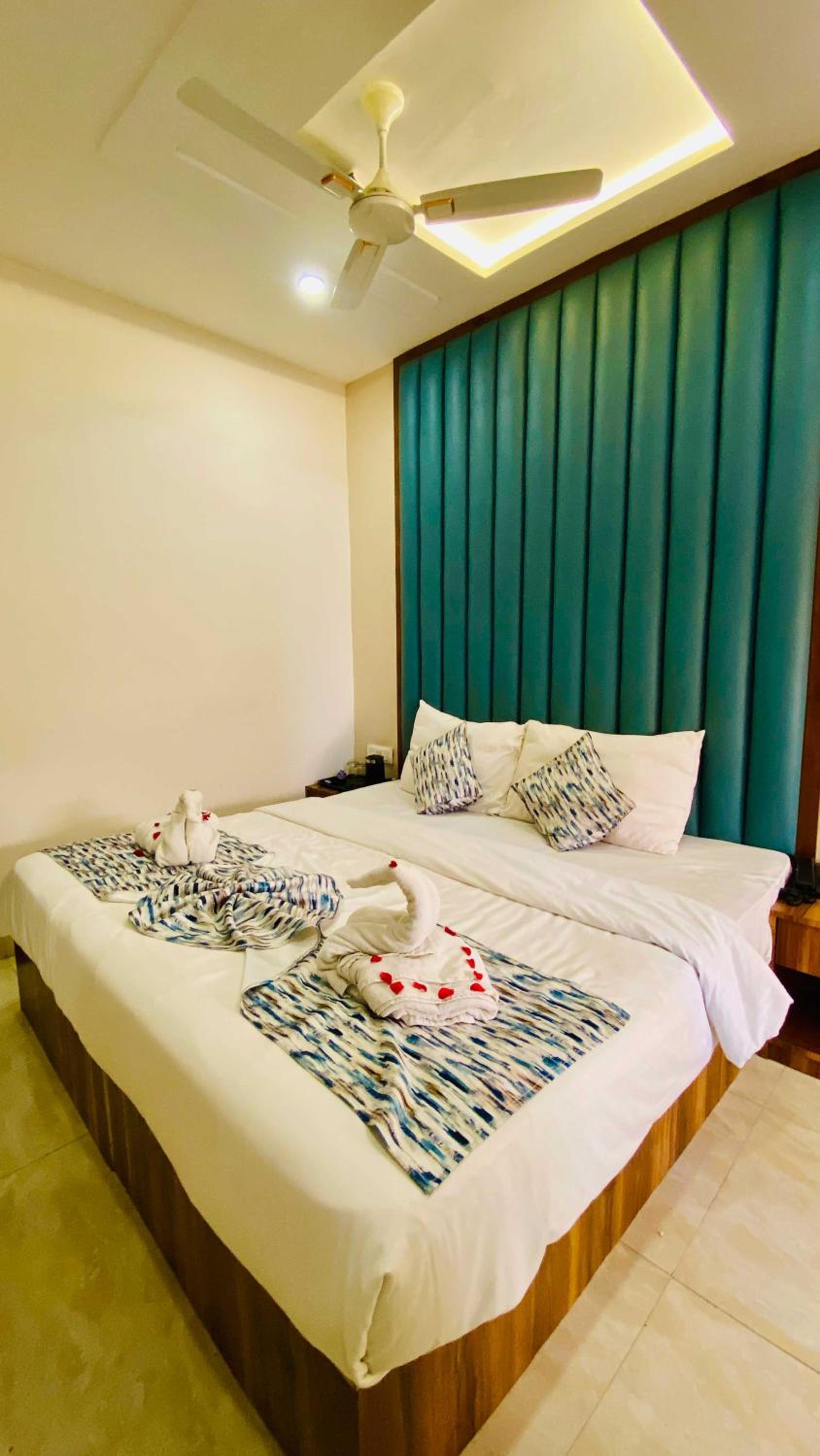 Deluxe Room - Photo 1