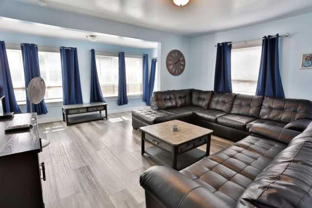 Apartment photo 1