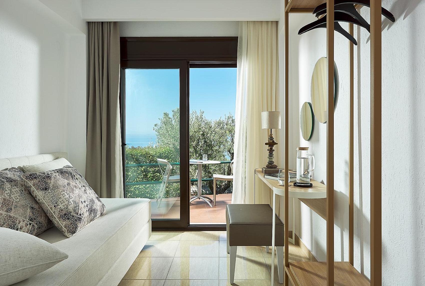  Junior Suite photo 2