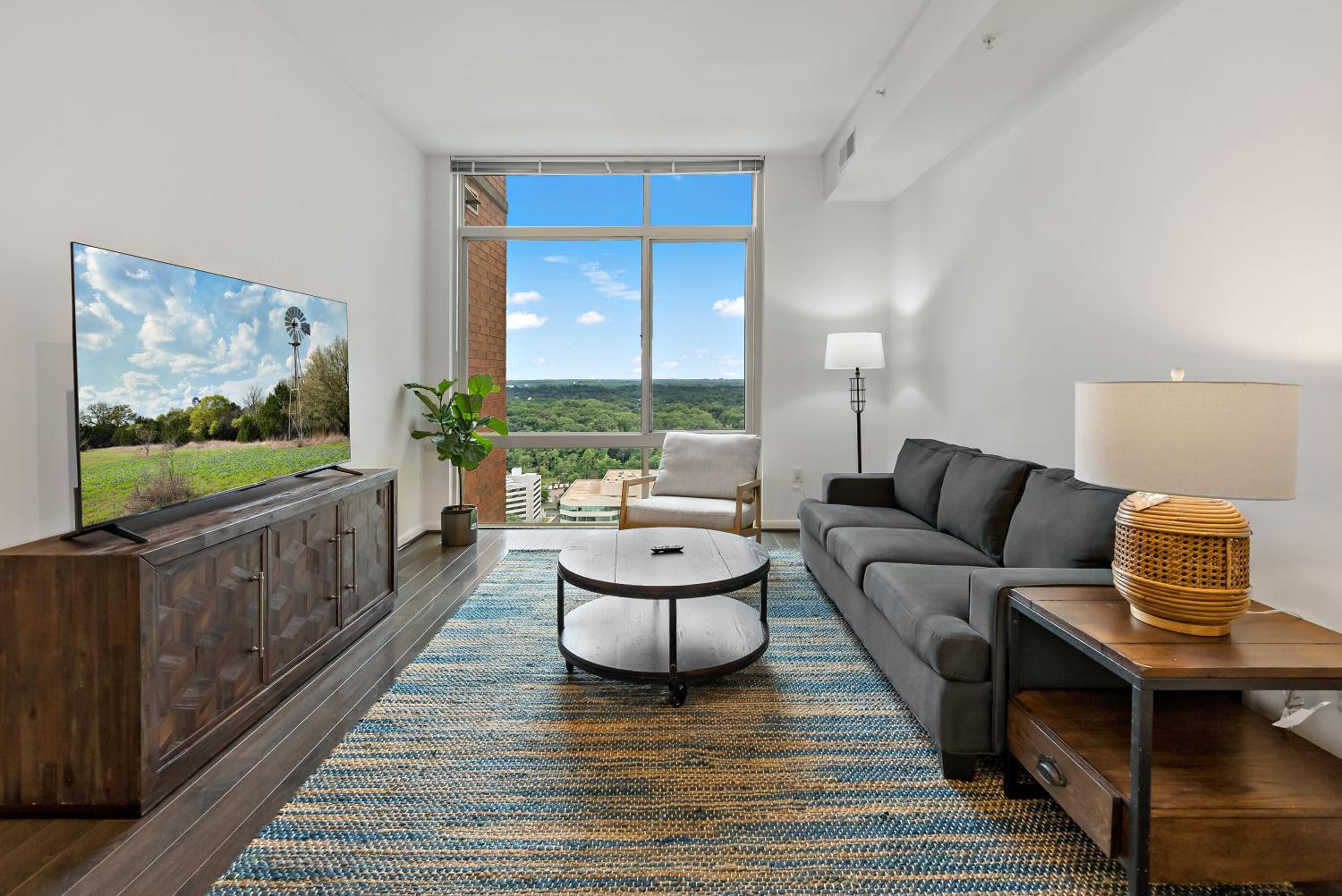Two-Bedroom Apartment with View photo 1