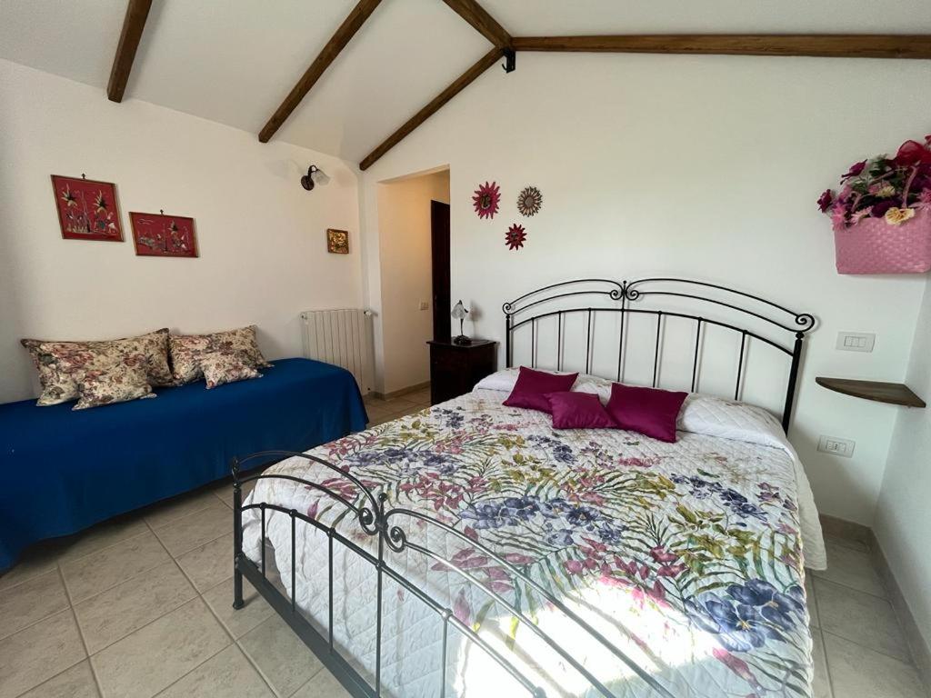 Double Room with Private Bathroom photo 3
