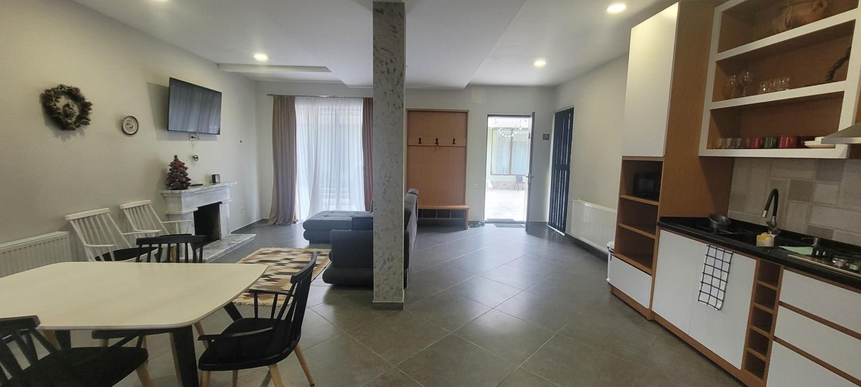 Two-Bedroom House photo 3