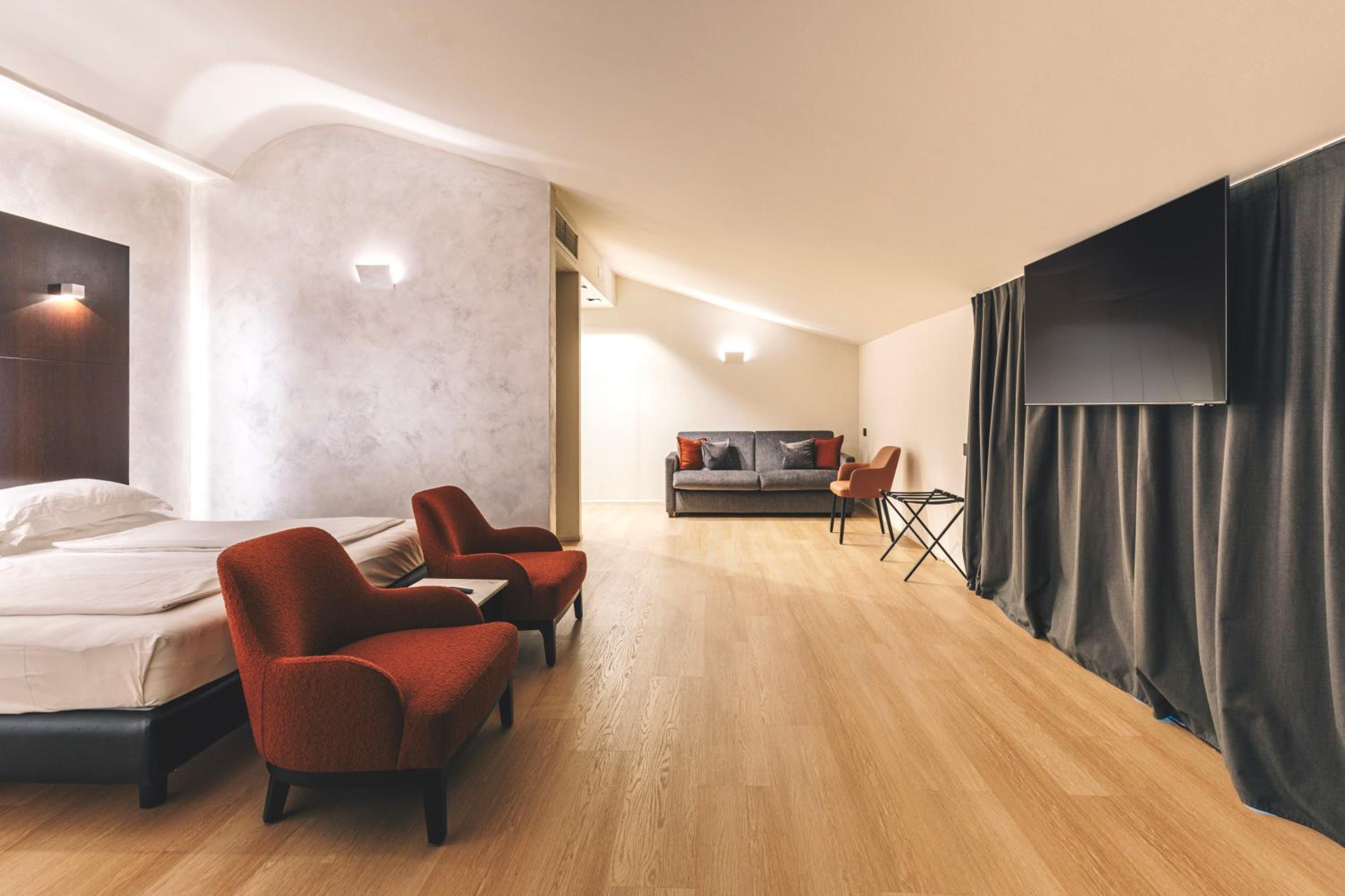Junior Suite - Photo 8