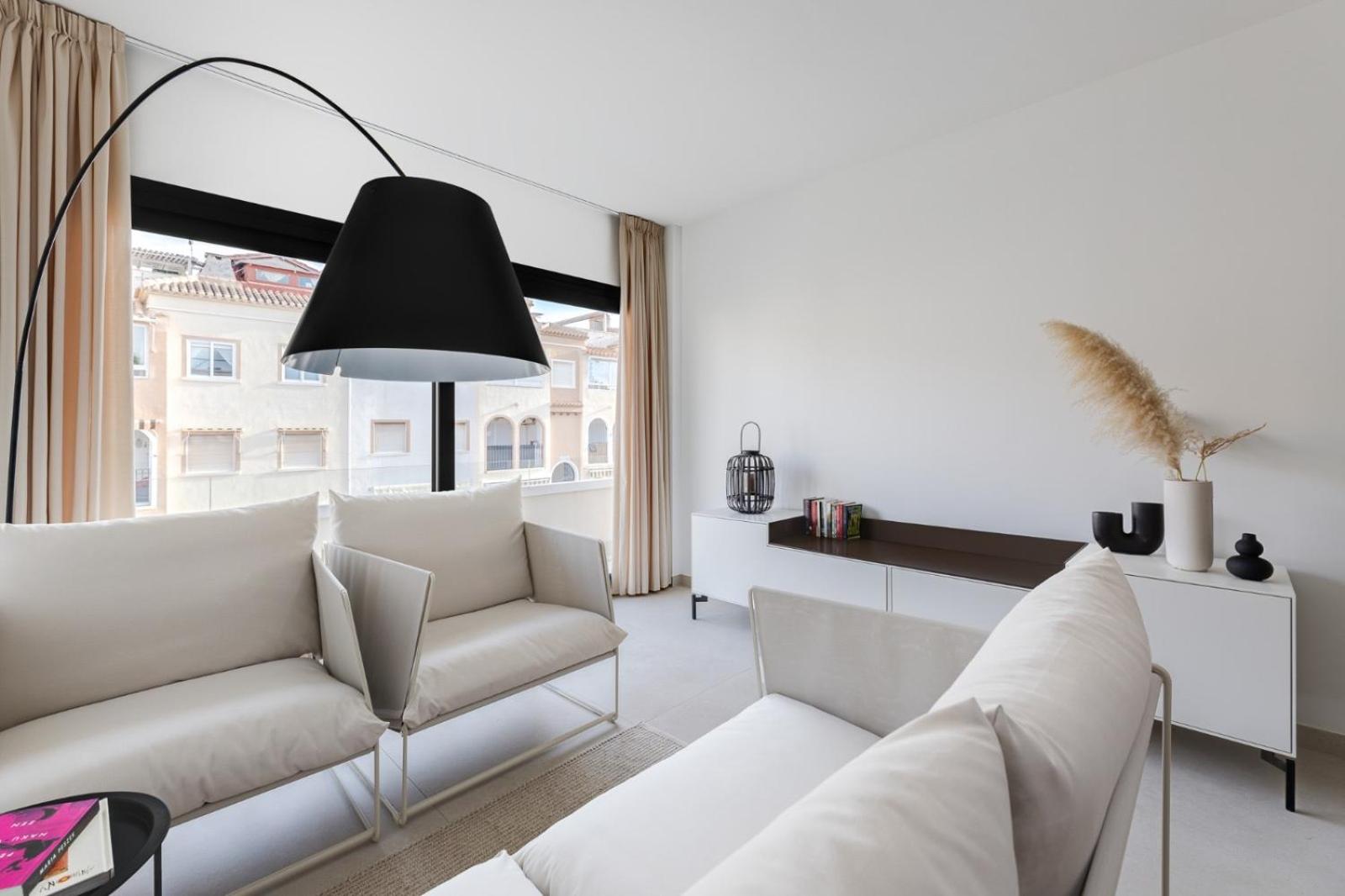 Apartamento de Dos Habitaciones con Terraza