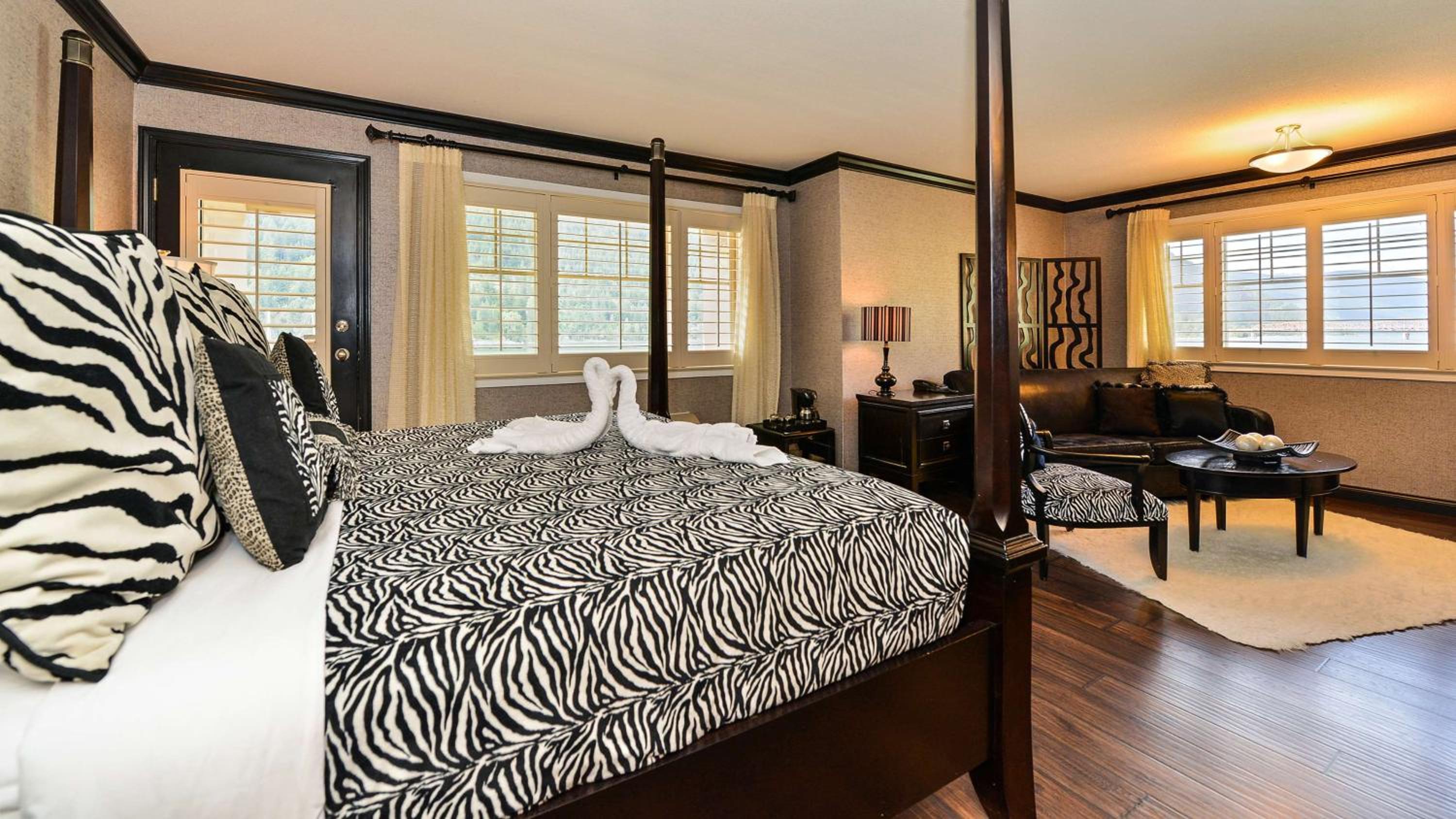 King Suite with Jetted Tub and Rain Shower - Balcony photo 1