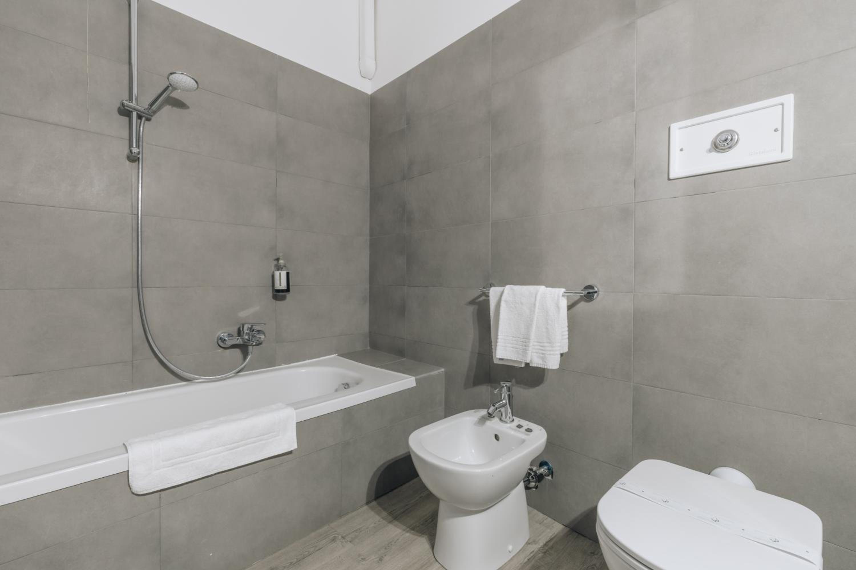 Triple Room - Photo 2