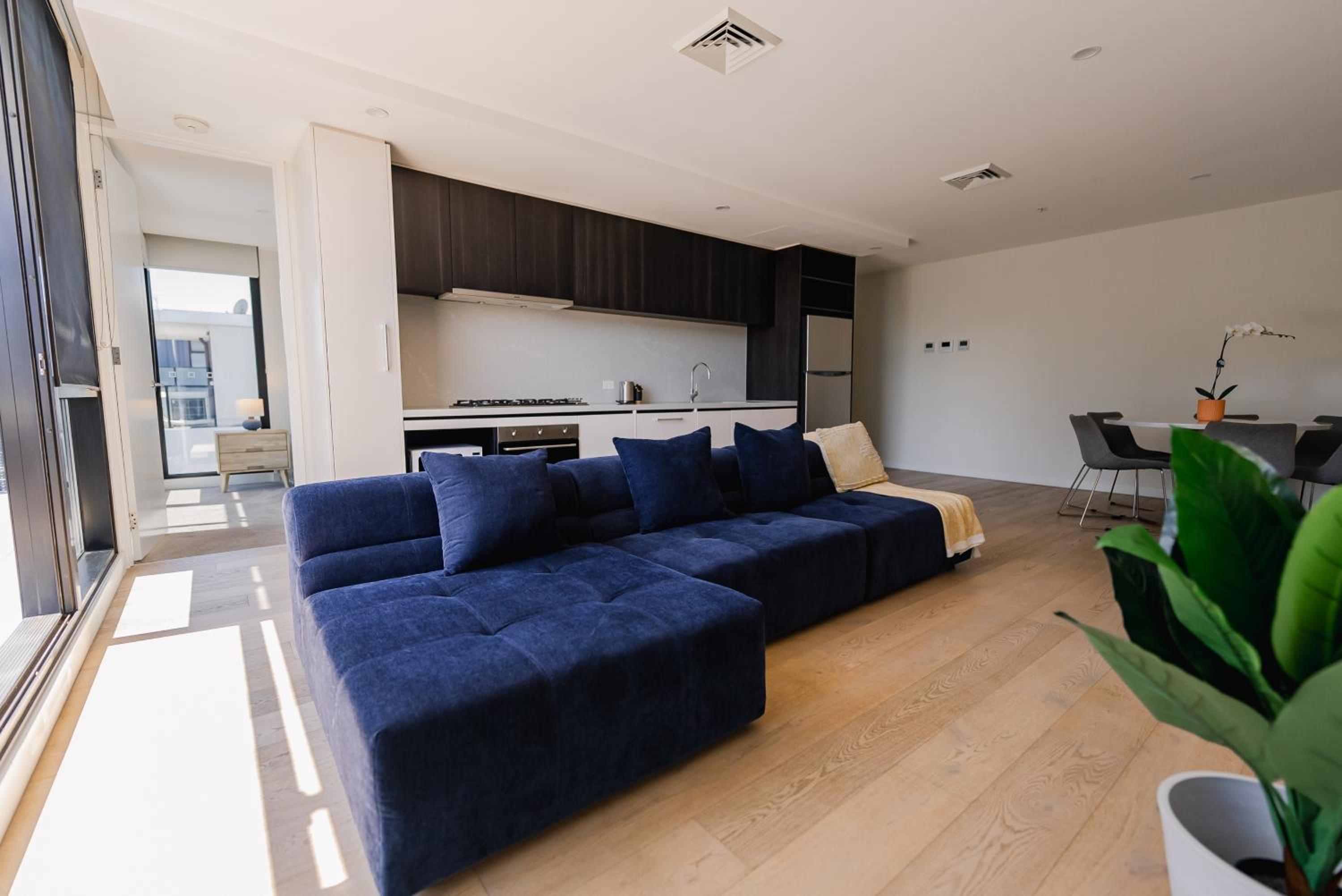 Two-Bedroom Suite thumbnail 6