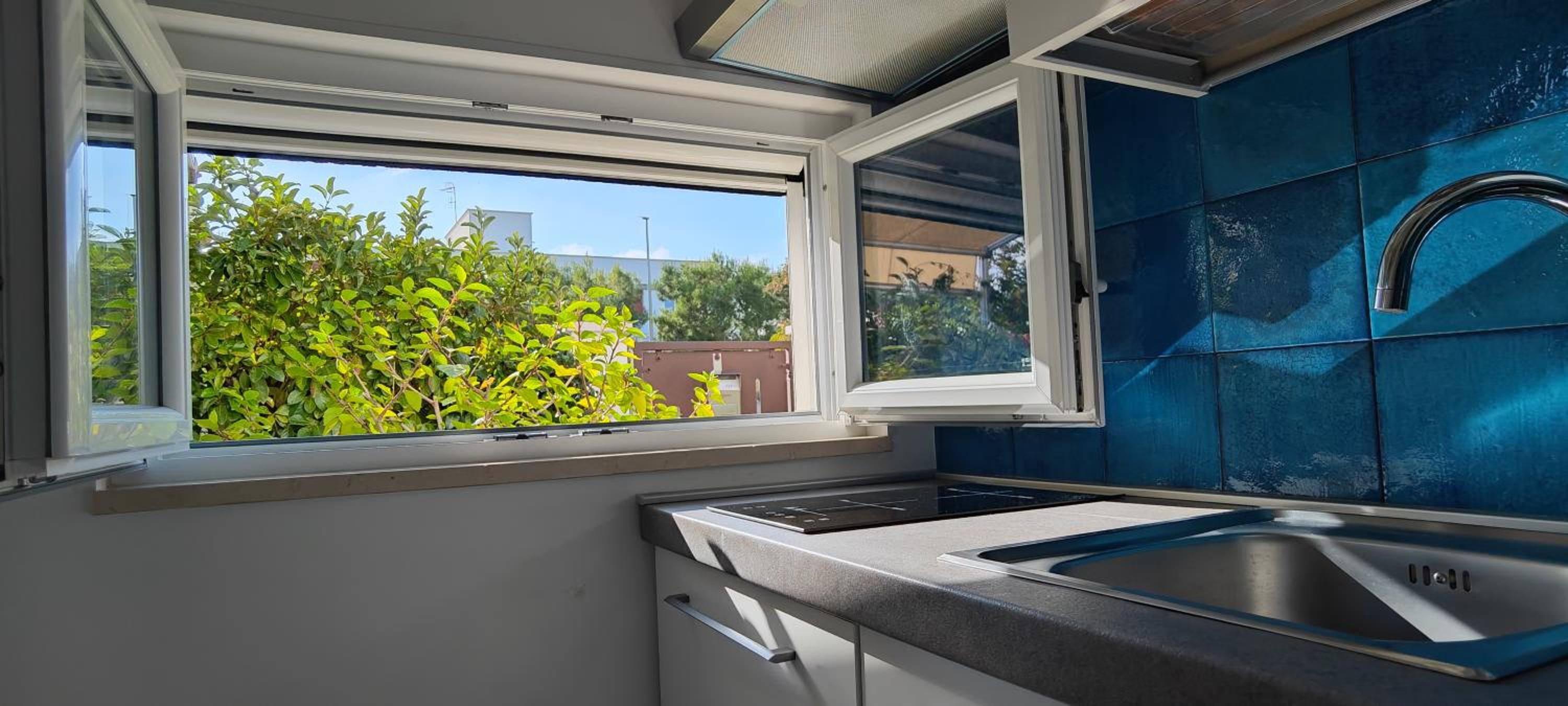Deluxe Suite - Photo 18