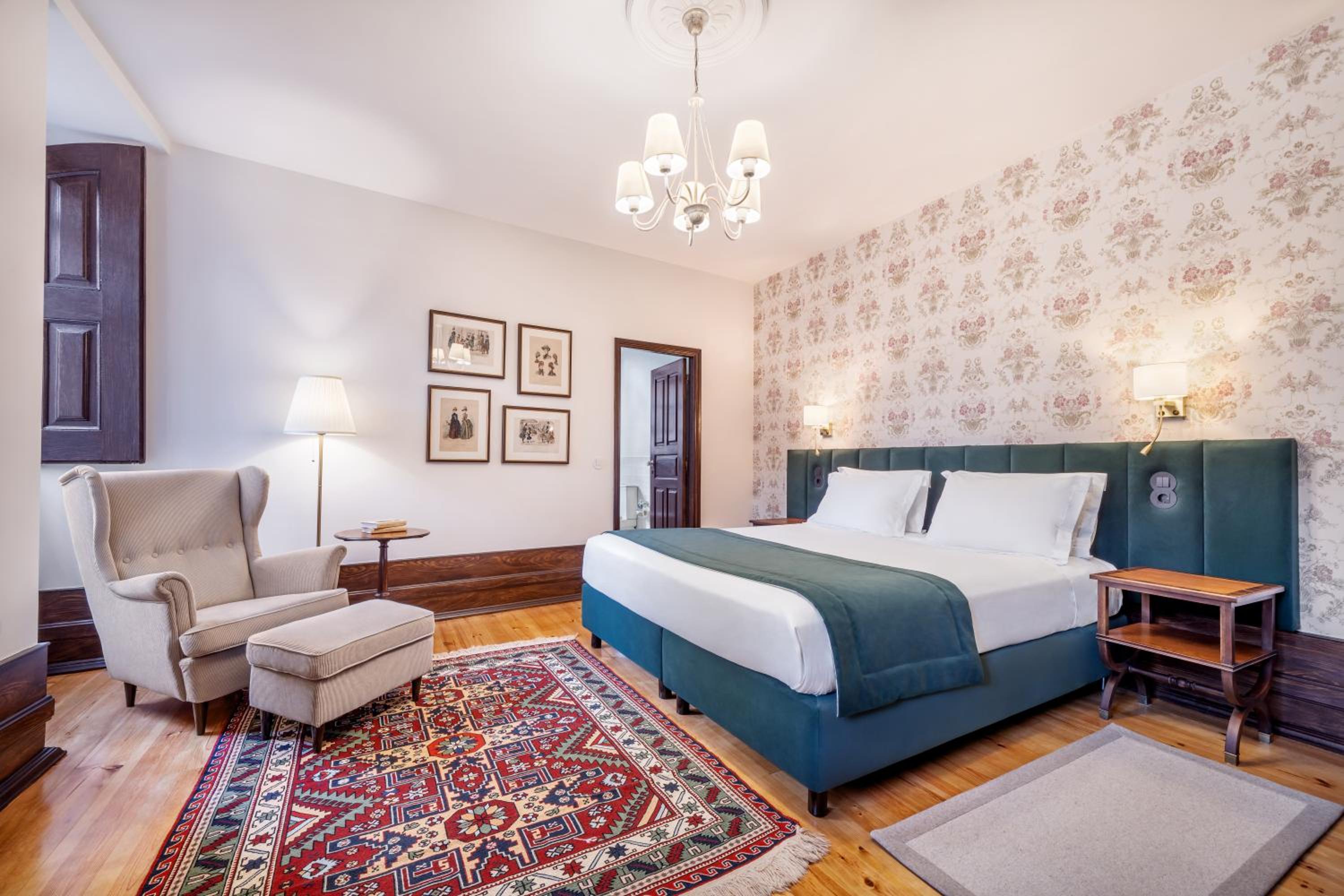 Deluxe Double or Twin Room photo 1