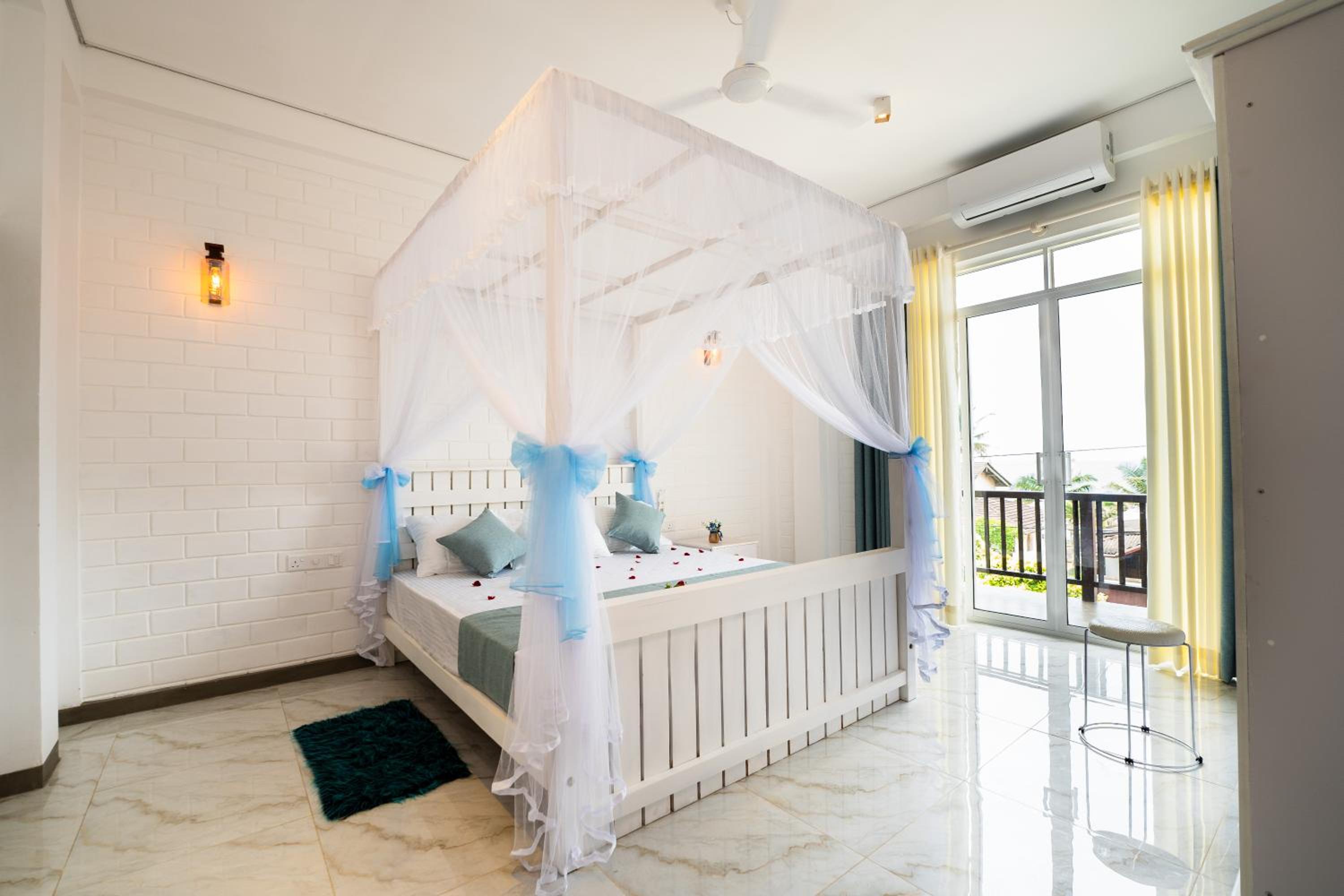King Suite with Ocean View