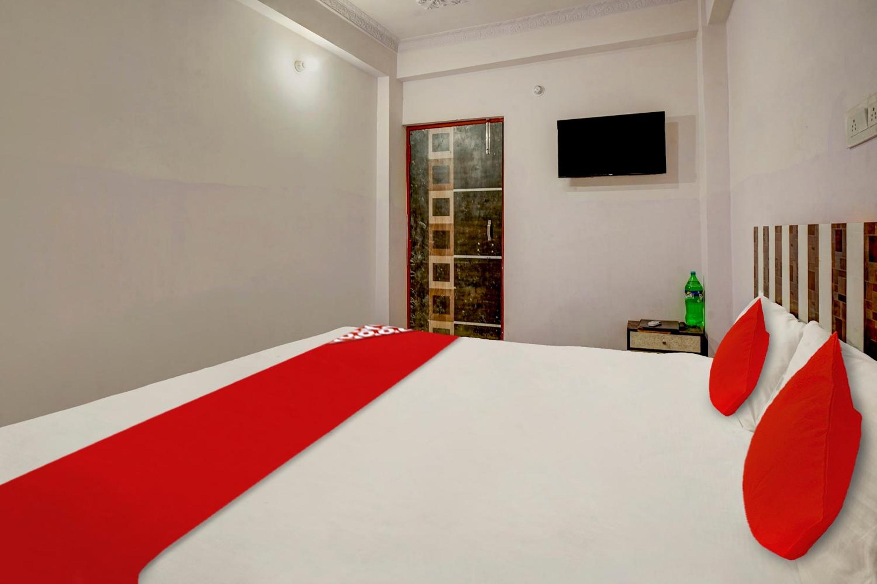 Deluxe Triple Room photo 1