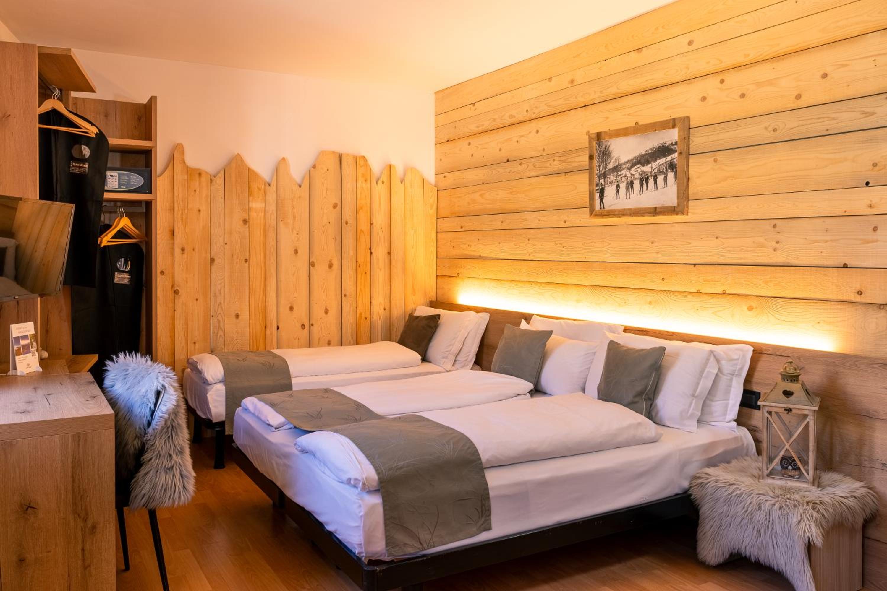 Triple Room - Photo 1