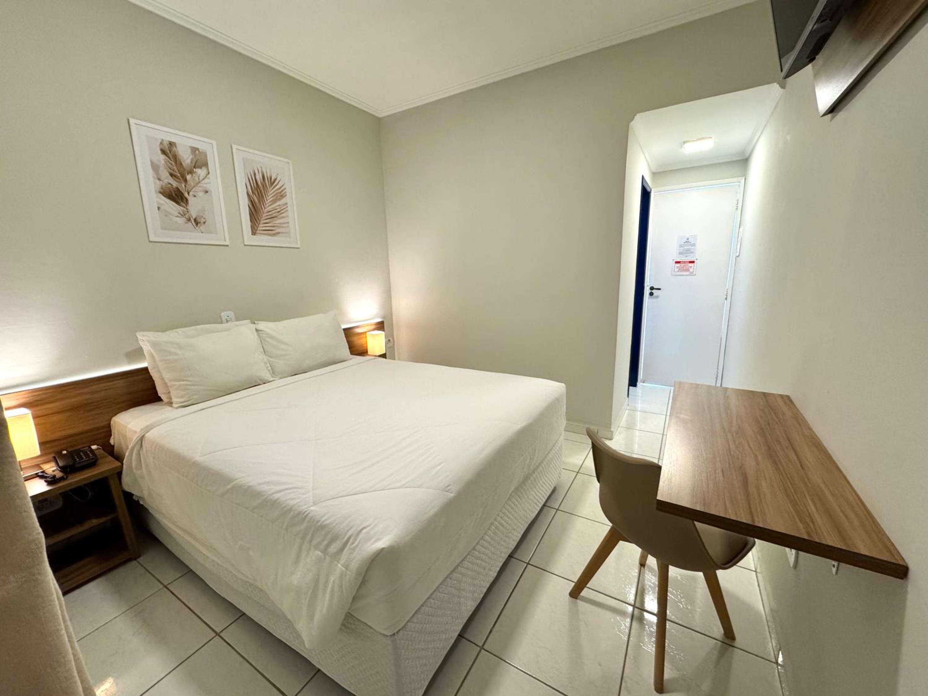 Double Room - Photo 3