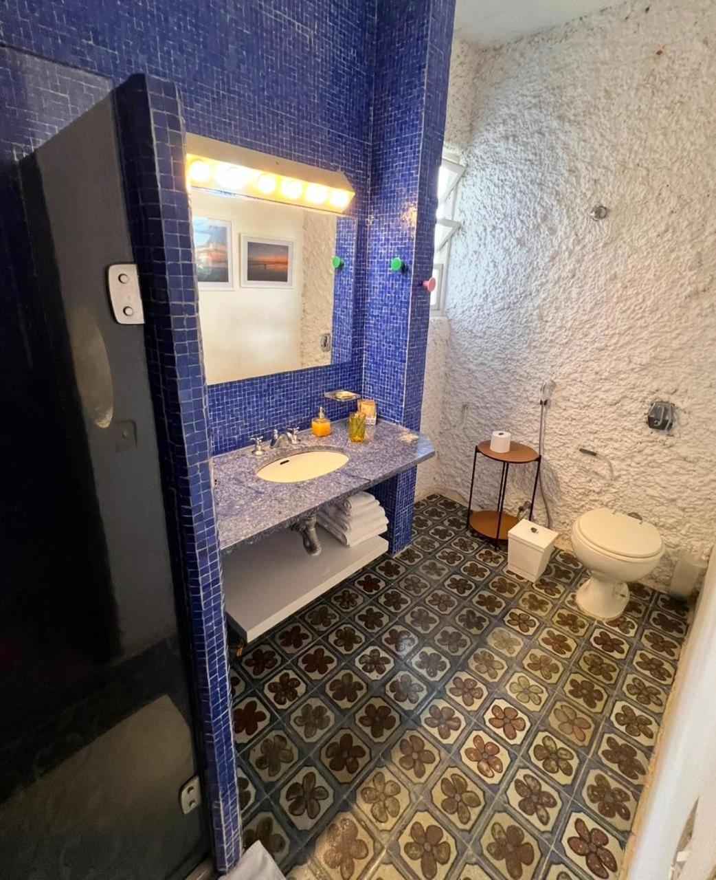 Deluxe Suite - Photo 10