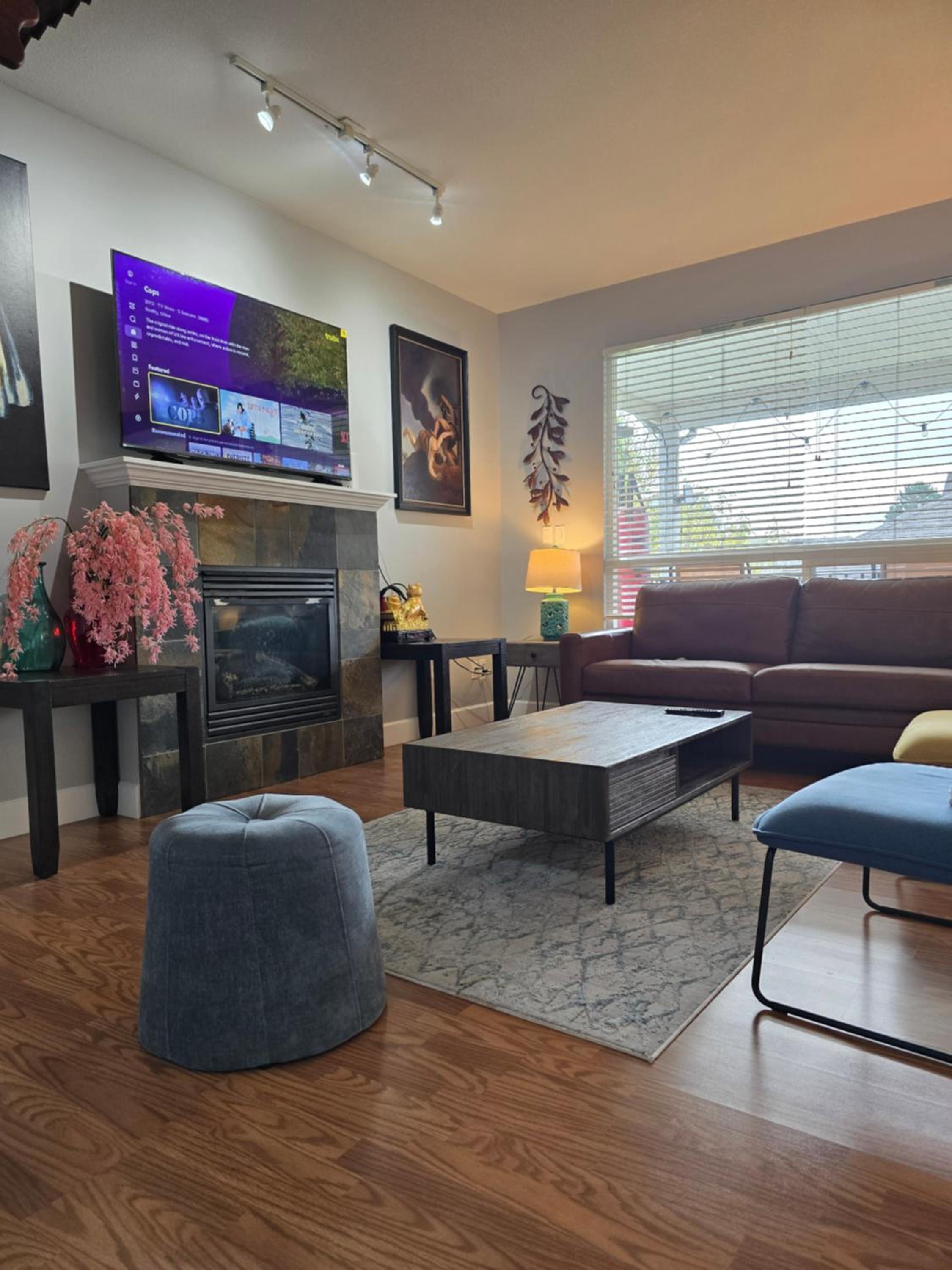Three-Bedroom Apartment photo 1