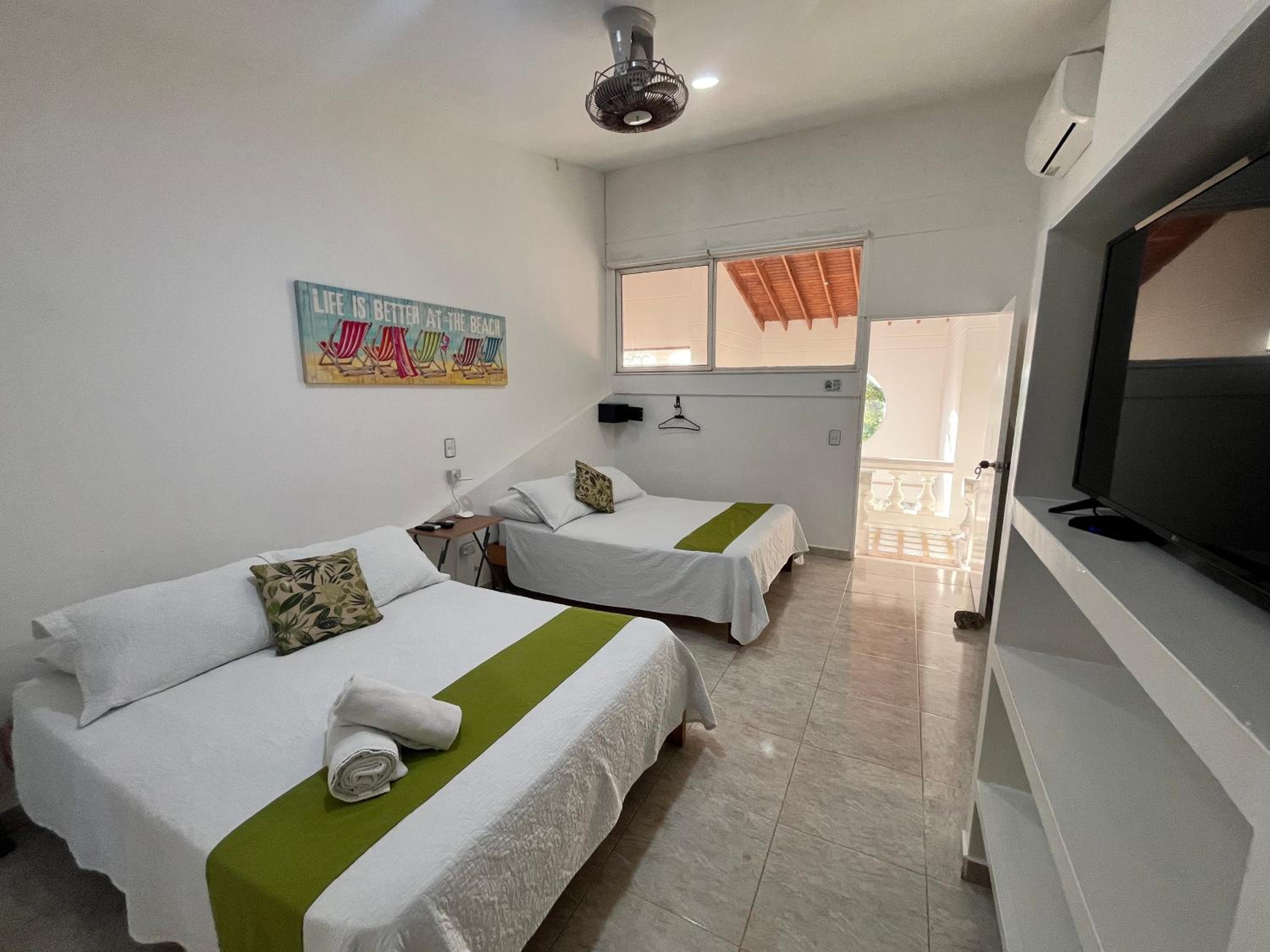 Twin Room with Balcony photo 3