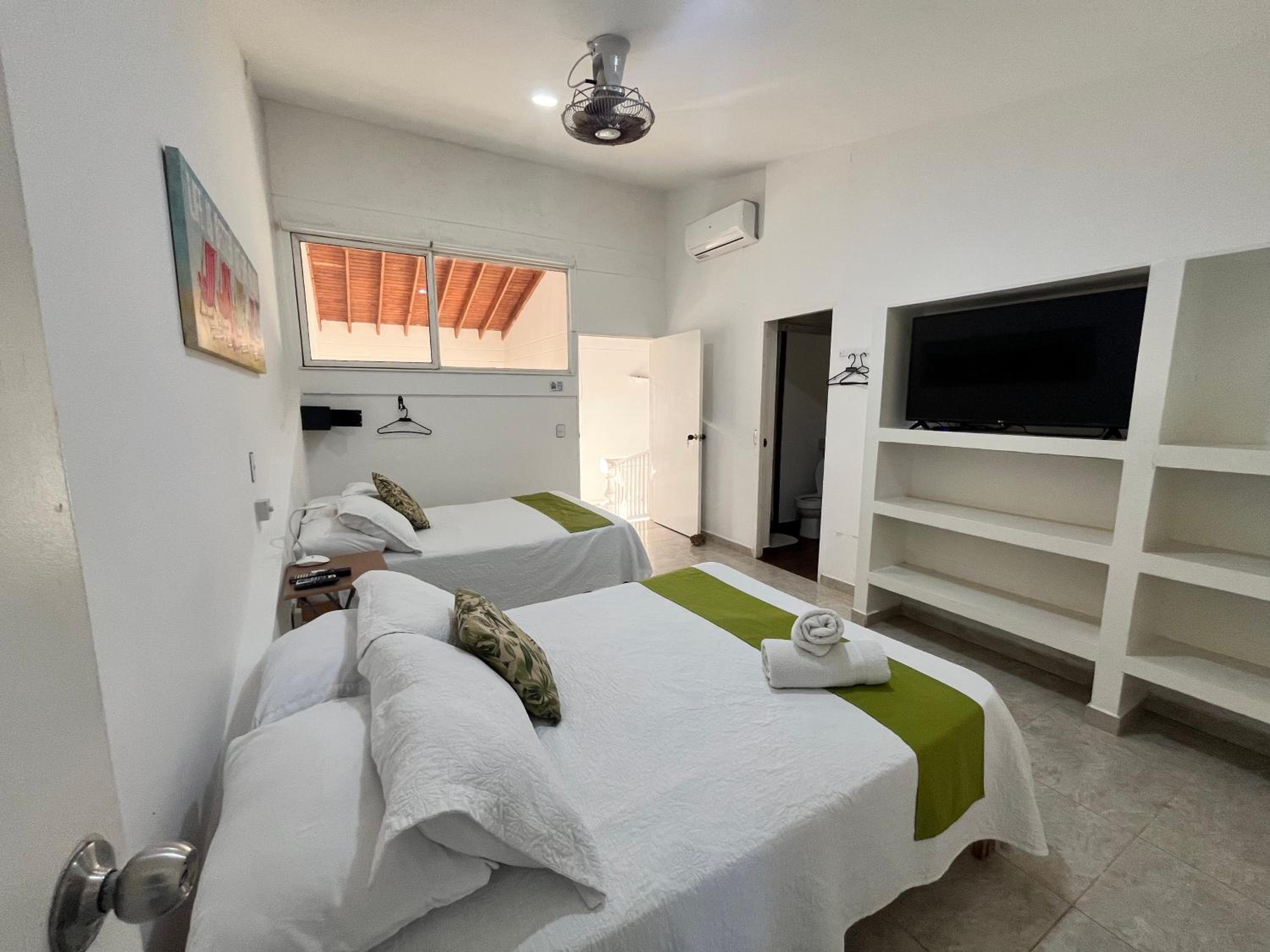 Twin Room with Balcony photo 1