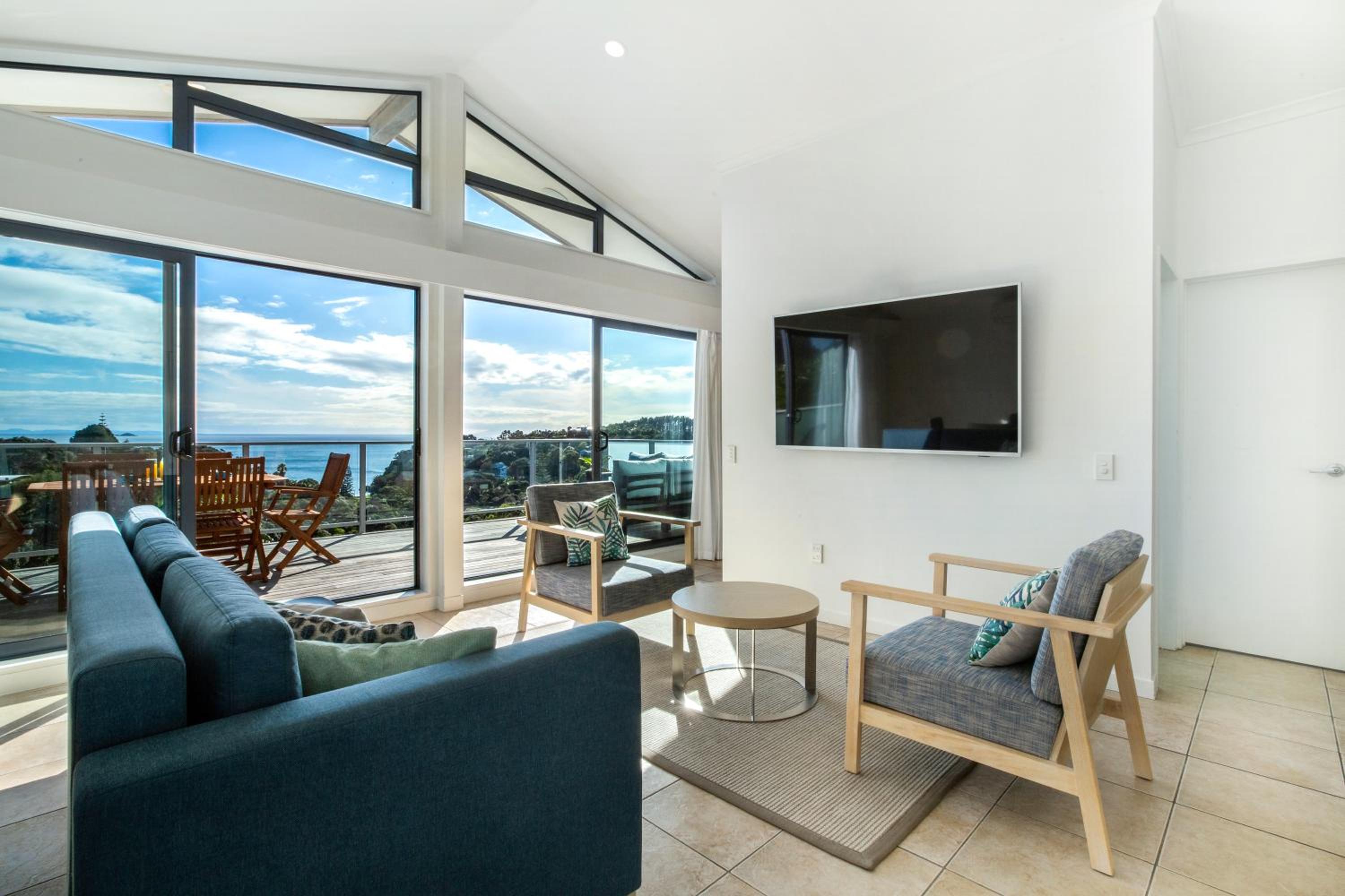 Villa with Sea View photo 2