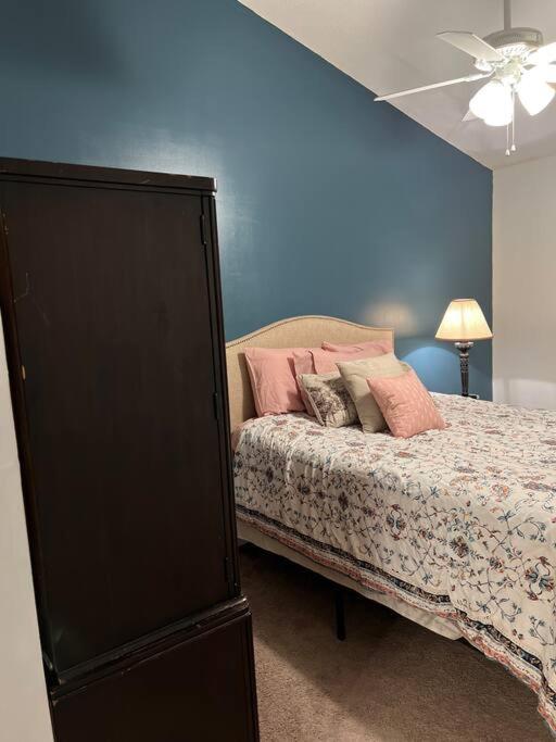 Two-Bedroom Apartment photo 2