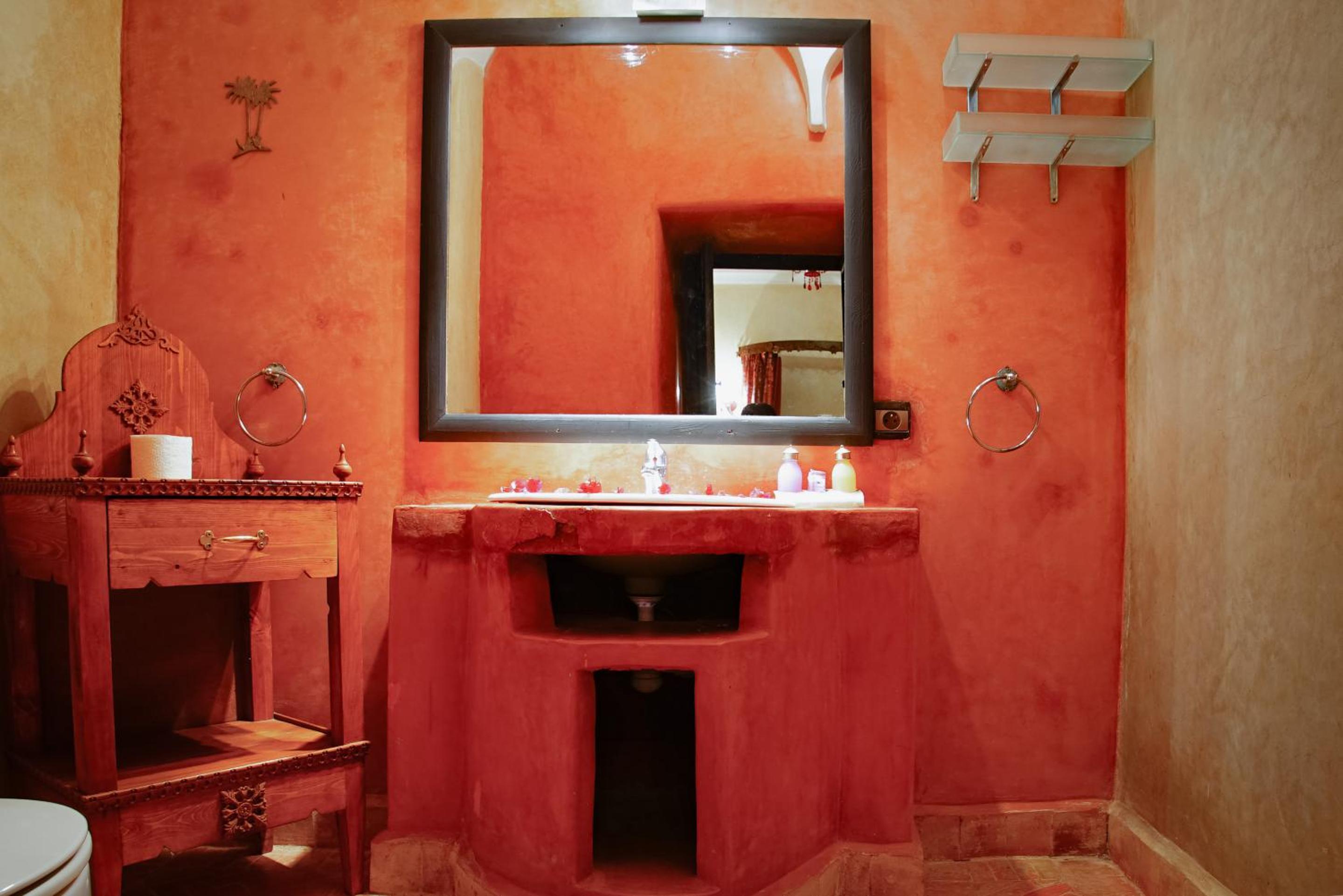 Standard Triple Room - Photo 7