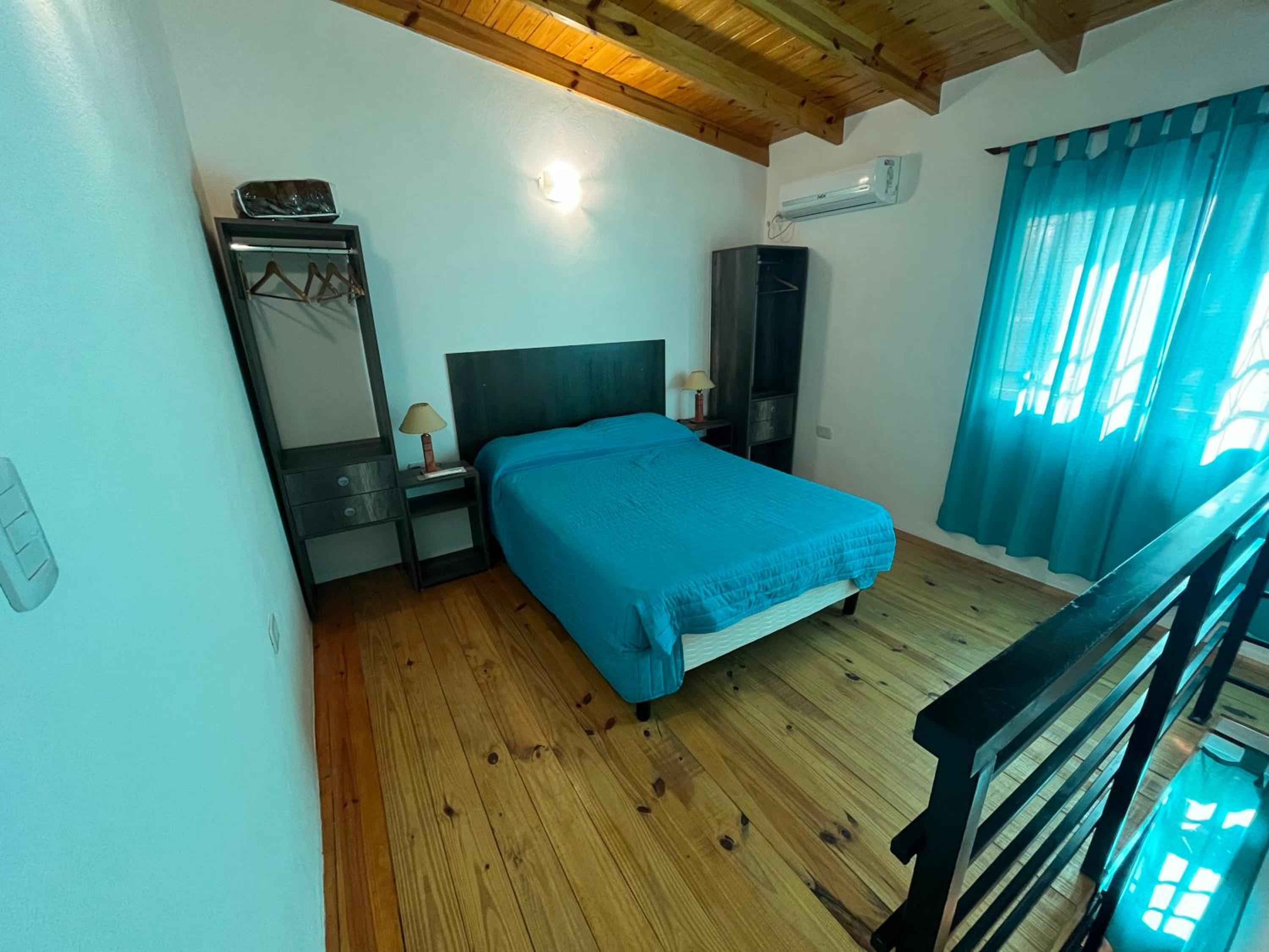 One-Bedroom House photo 1