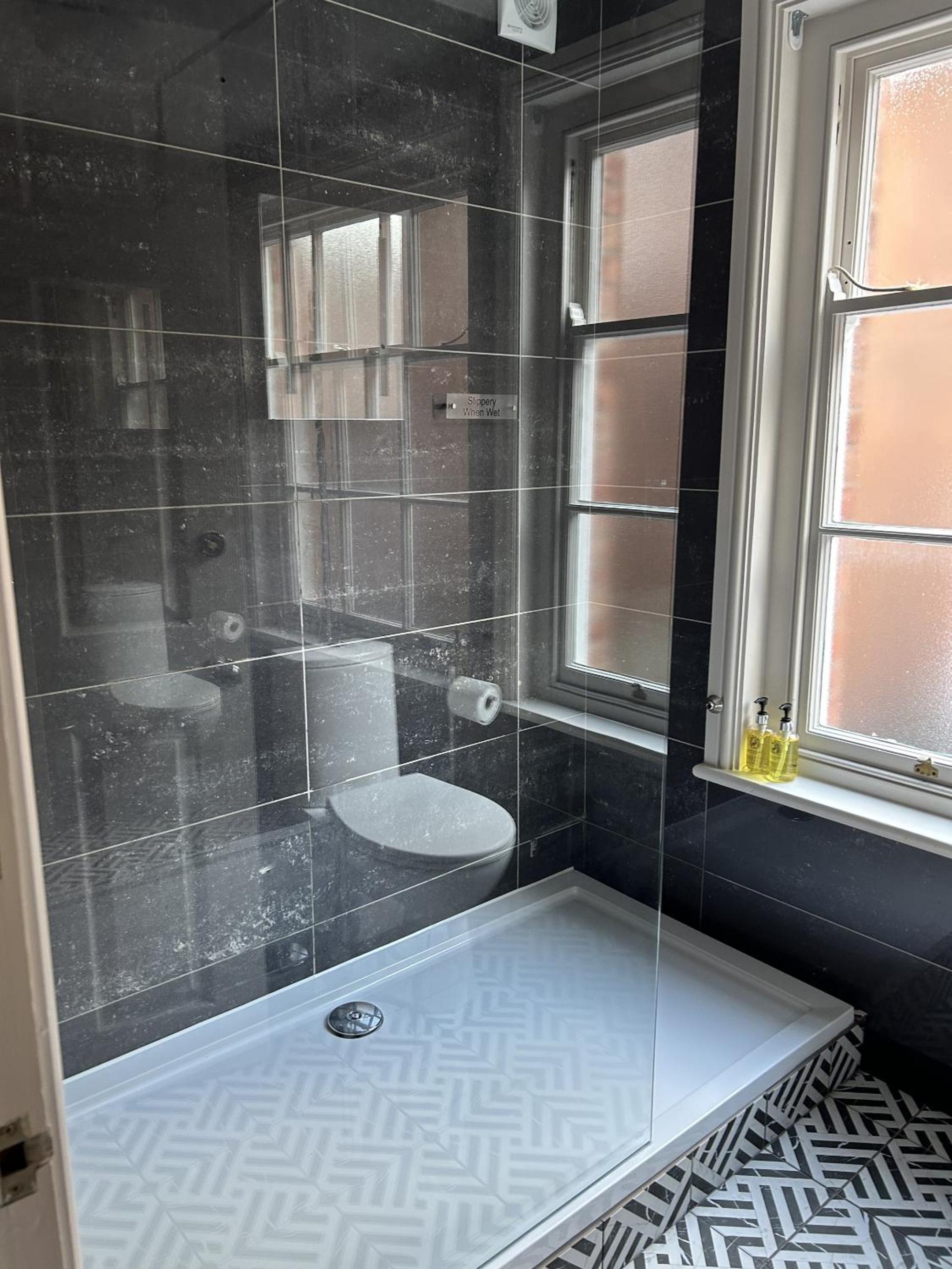 Superior King Suite photo 2