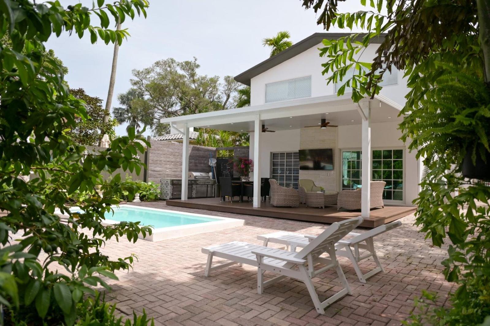 Deluxe Villa photo 2