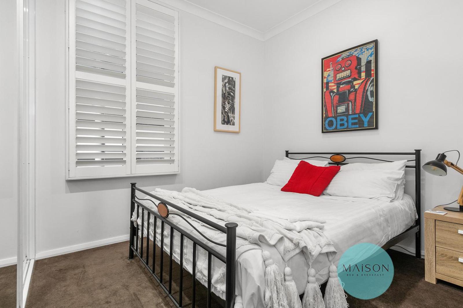 Four-Bedroom House photo 1