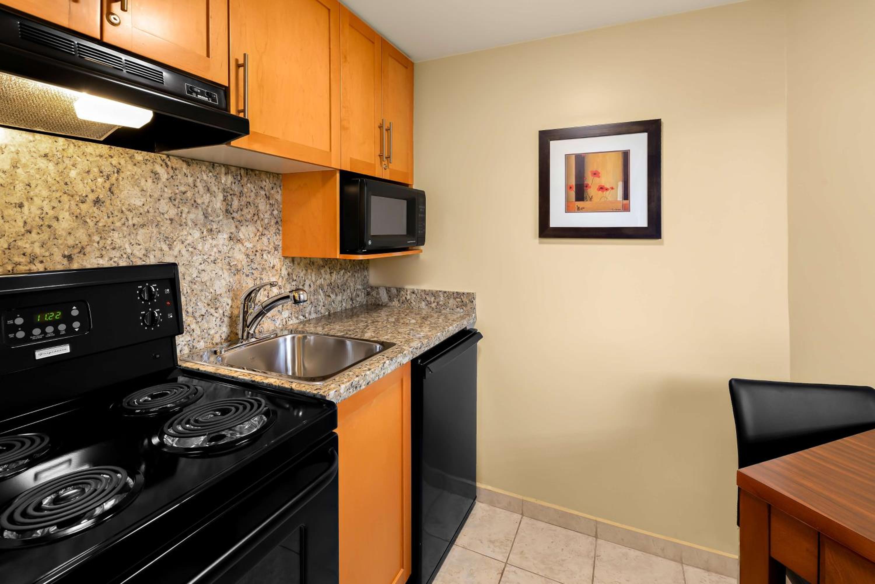 King Room with Kitchenette photo 1