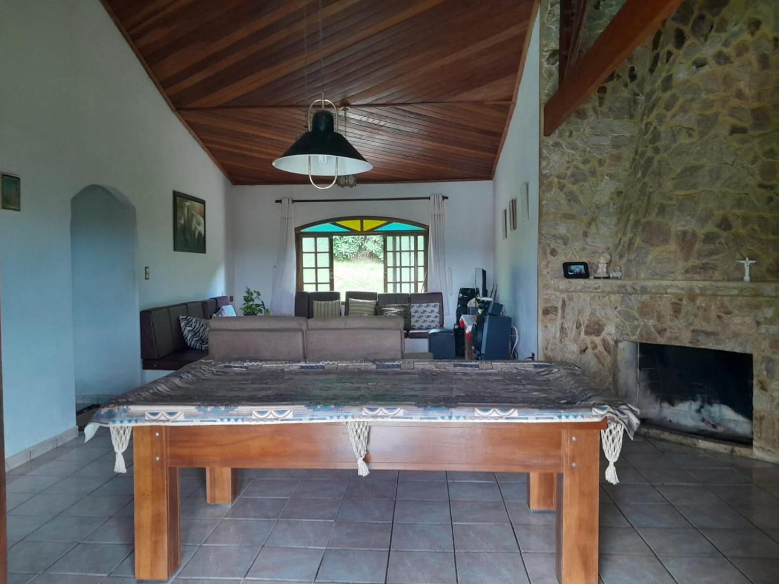 Three-Bedroom House photo 3