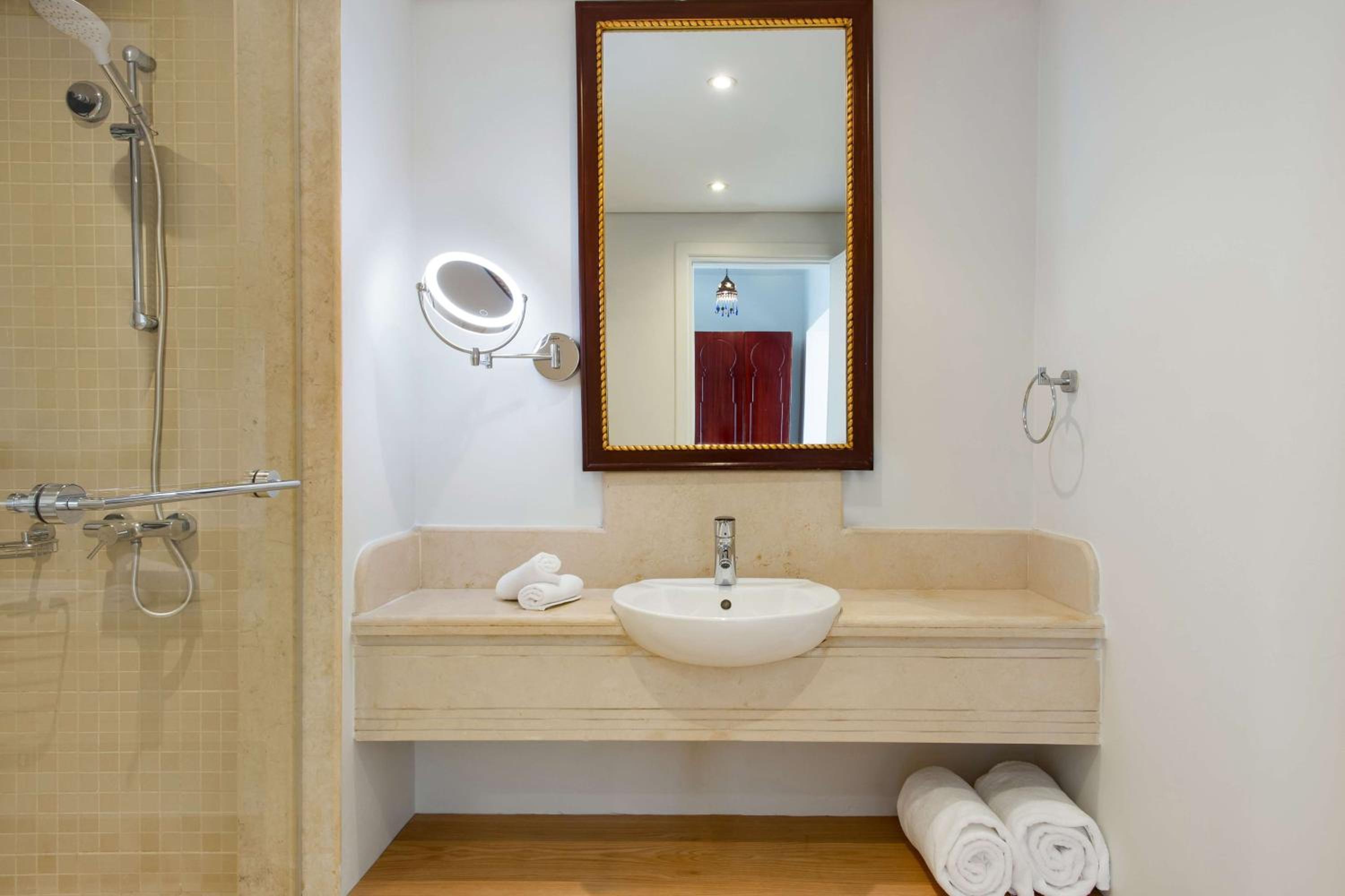 Junior Suite - Pool View - Photo 1
