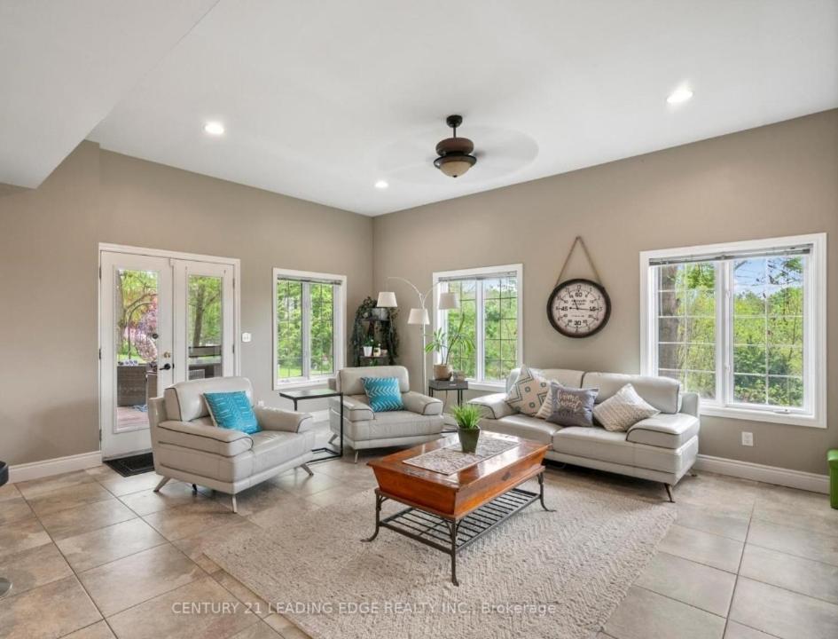 One-Bedroom Villa photo 3