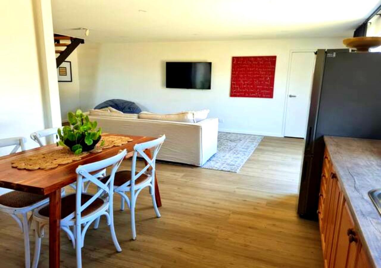 Four-Bedroom House photo 2