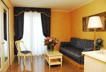 Suite with Balcony - Photo 1