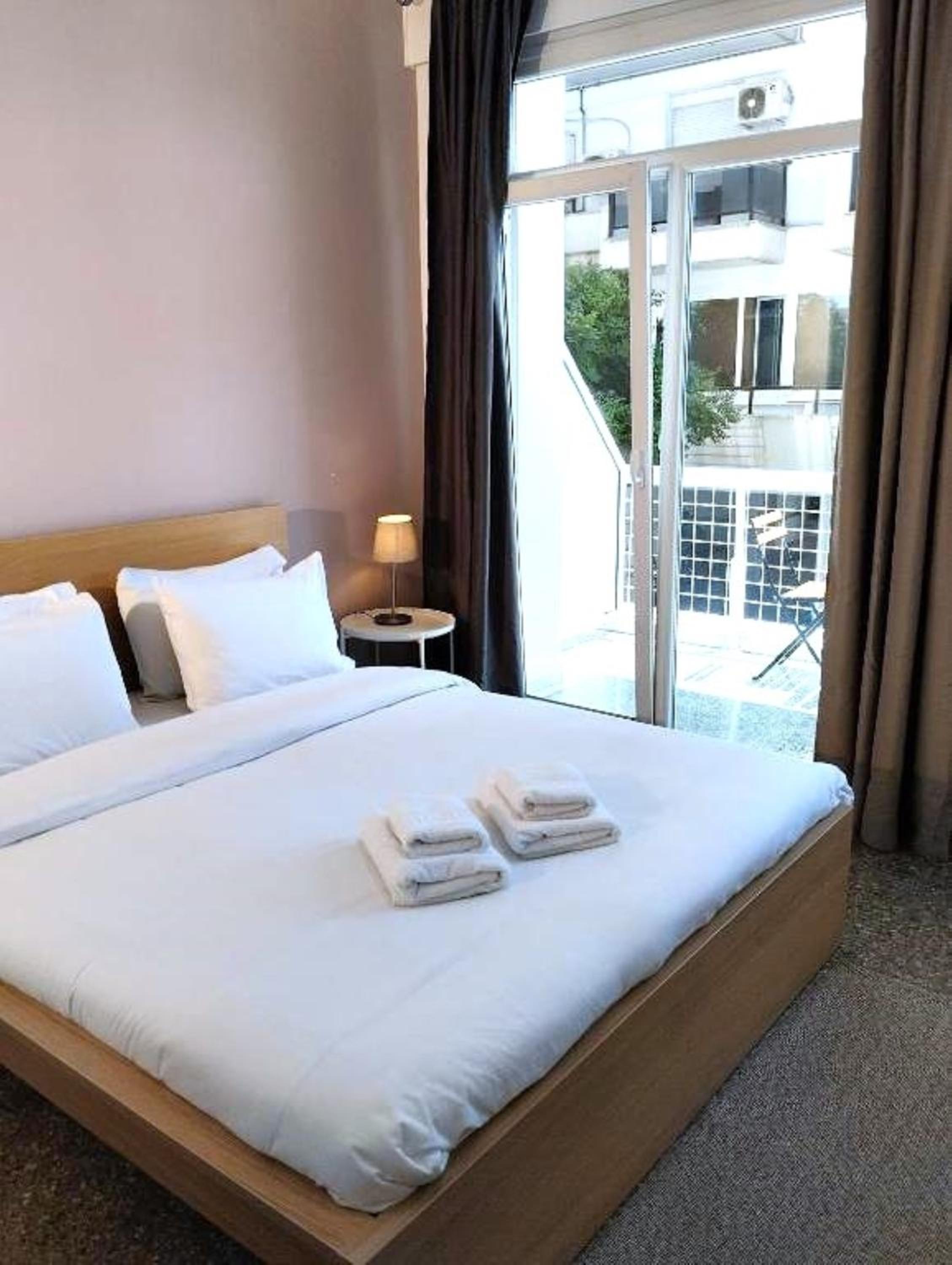 Deluxe Double Room with Balcony and Sea View