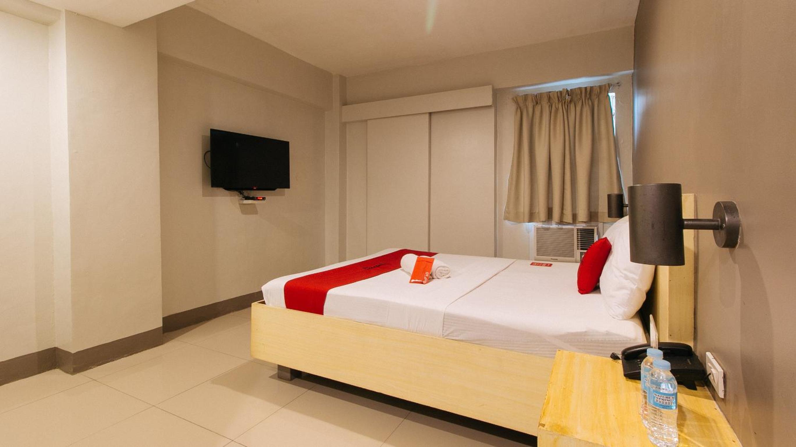 Double Room - Photo 9