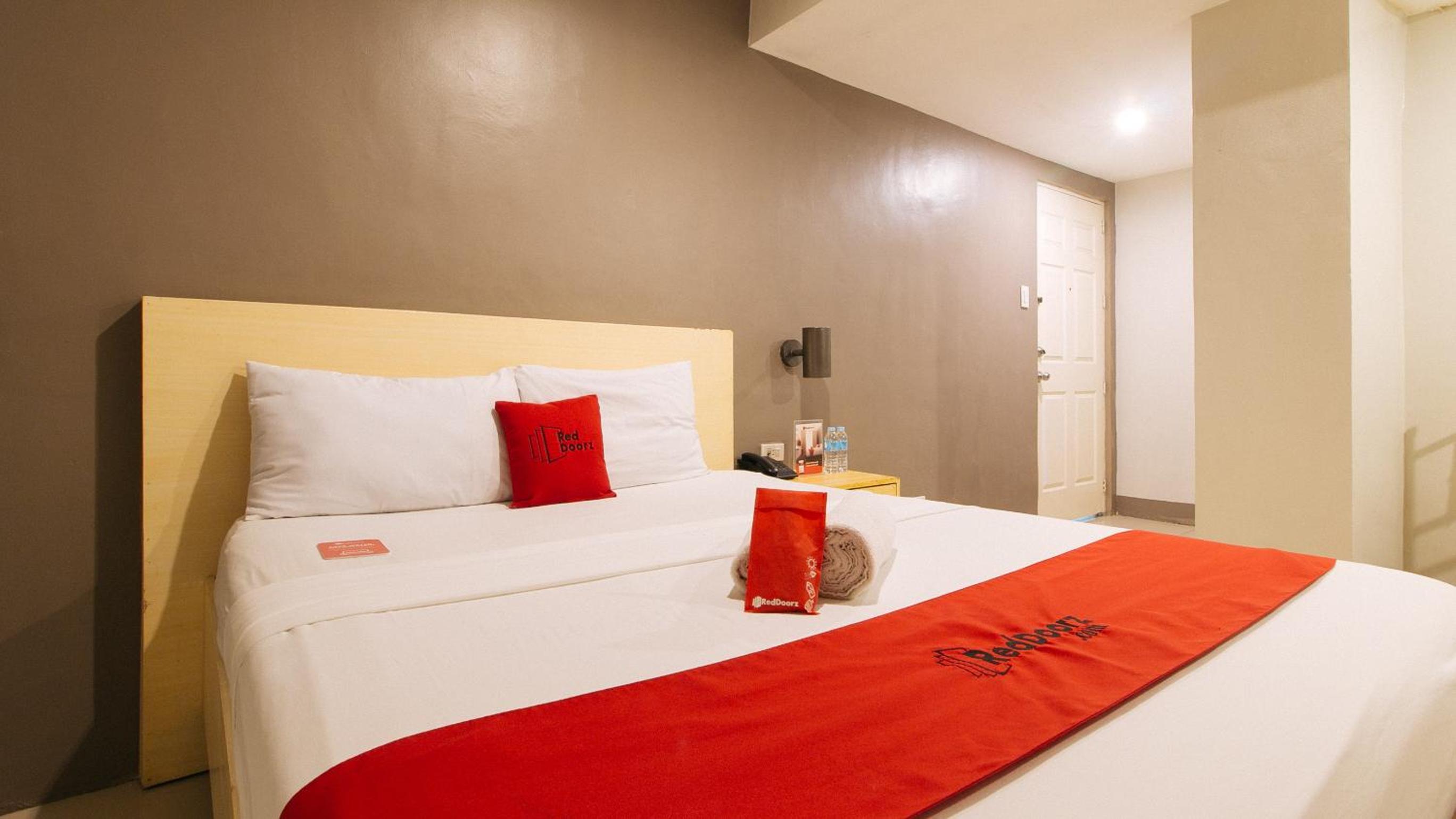 Double Room - Photo 13