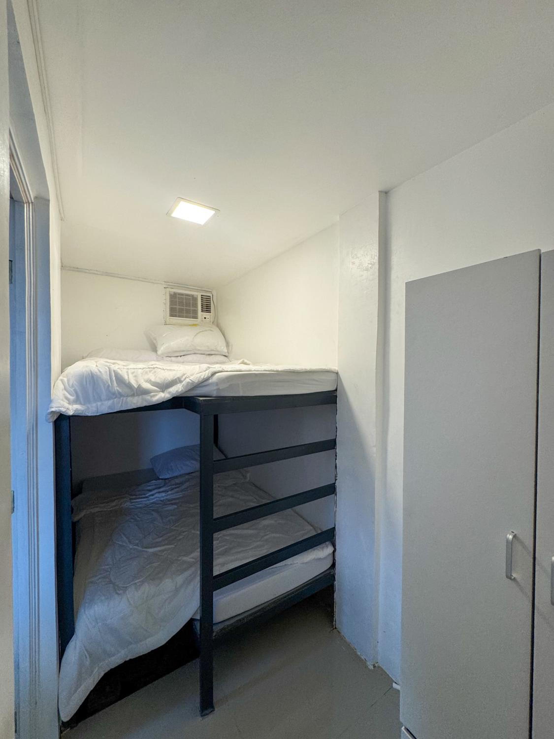 Two-Bedroom House photo 2