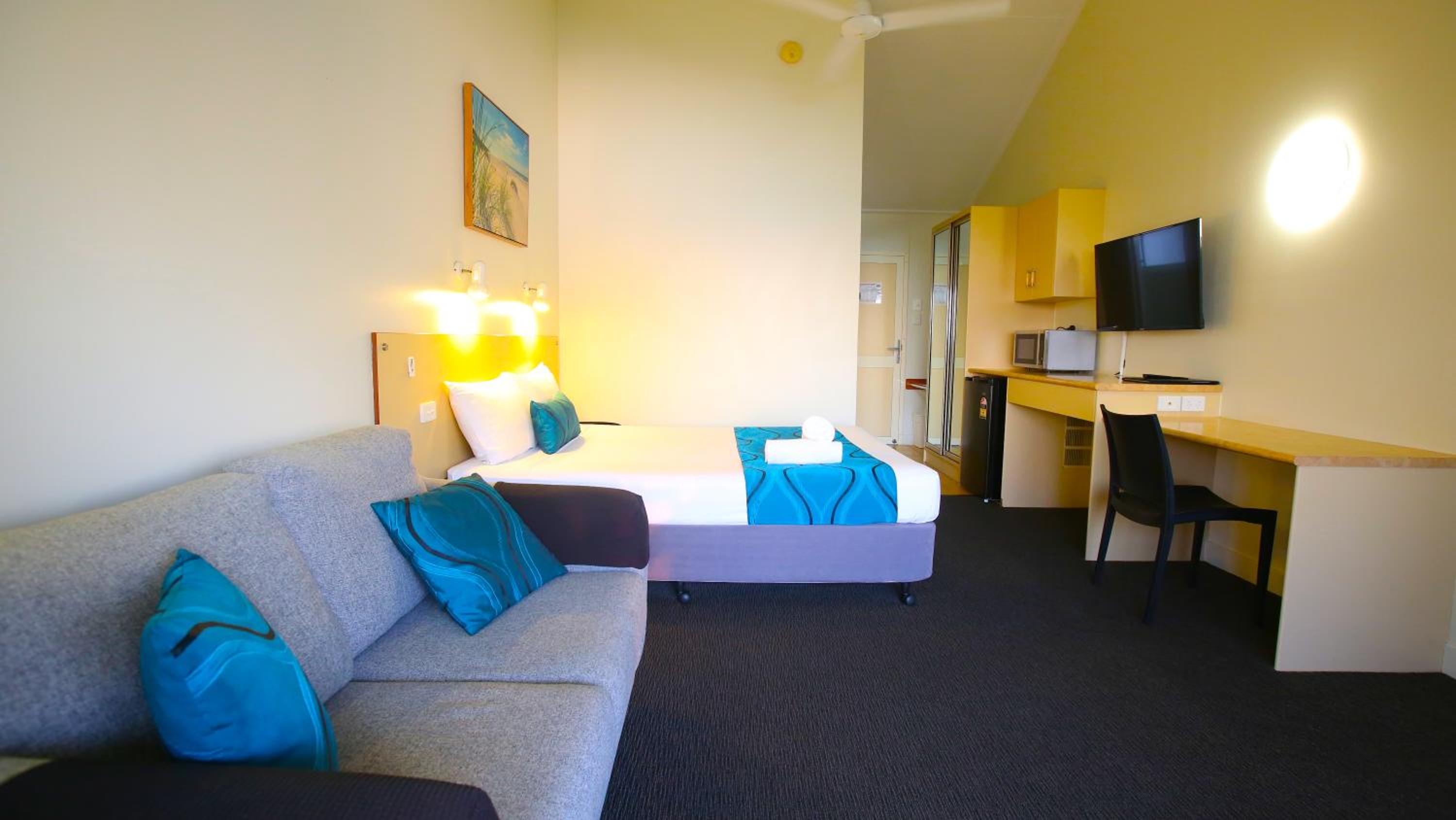 Ocean Queen Room