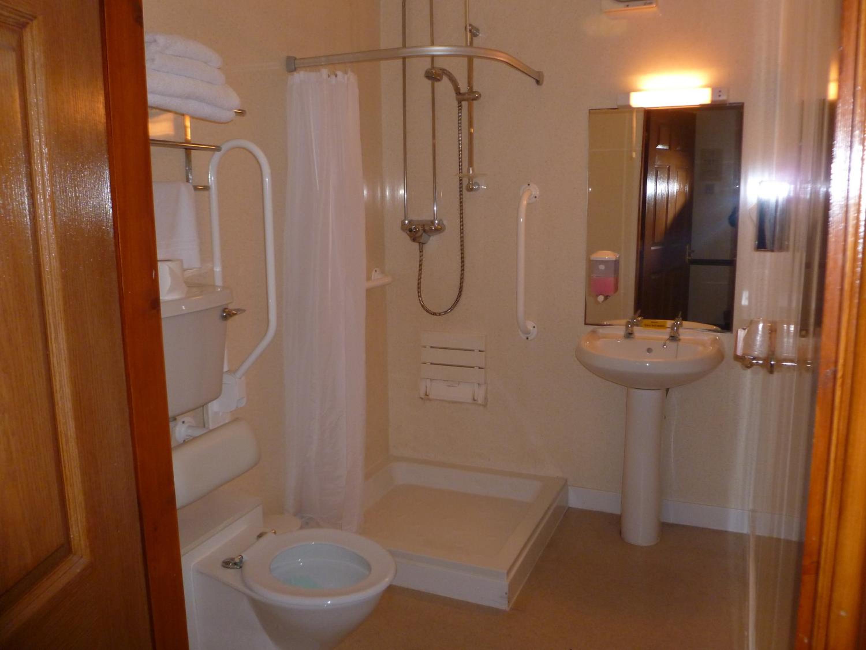 Double Room - Disability Access - Photo 2